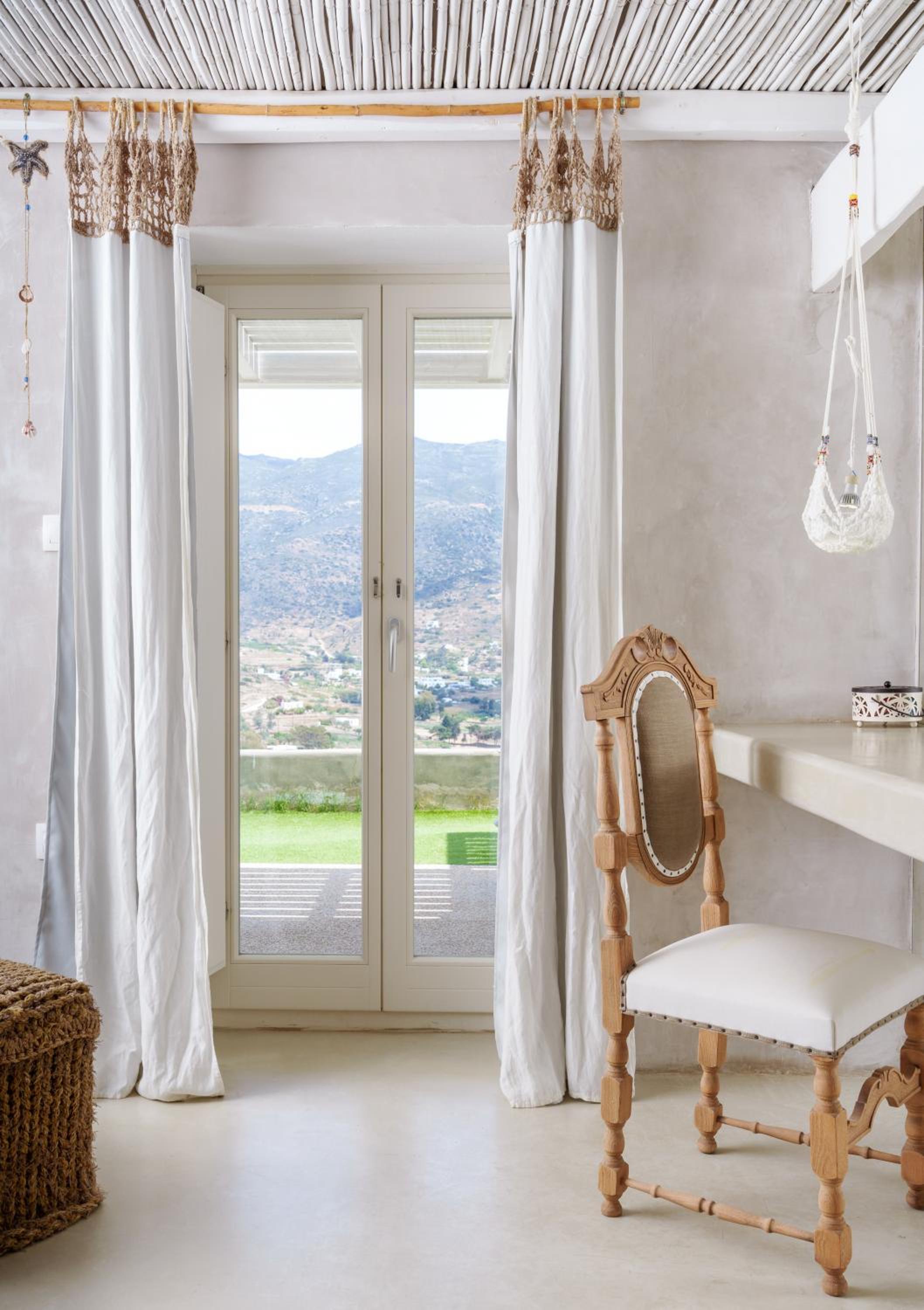 Junior Suite with Sea View - Photo 13