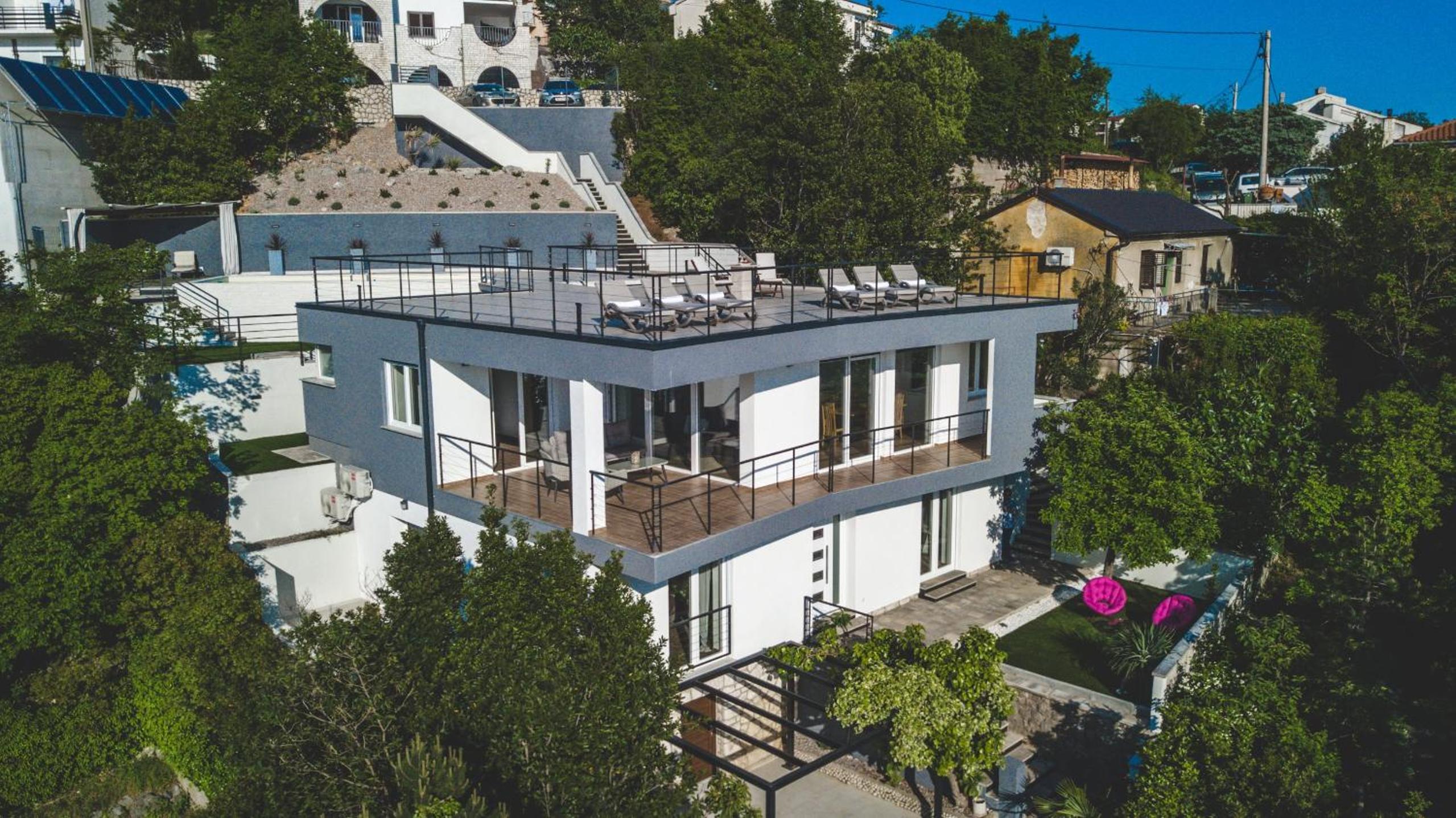 Villa - Beach Front photo 2