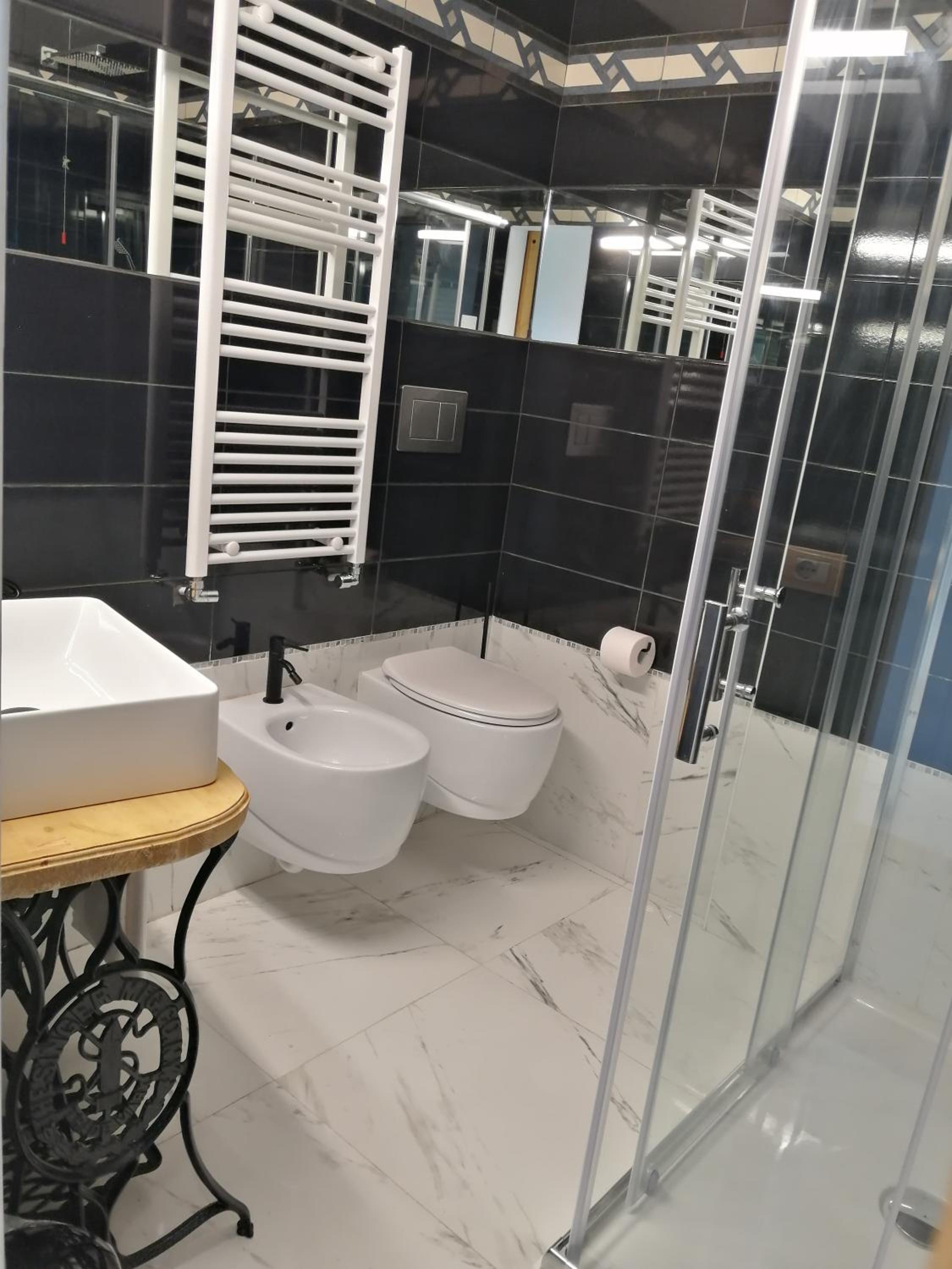 Double Room with Private Bathroom photo 3