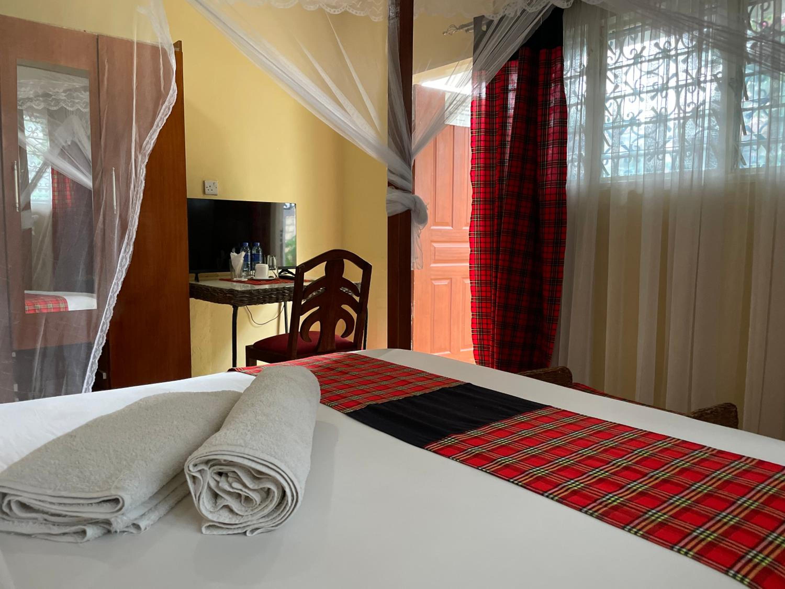 Double Room - Photo 4