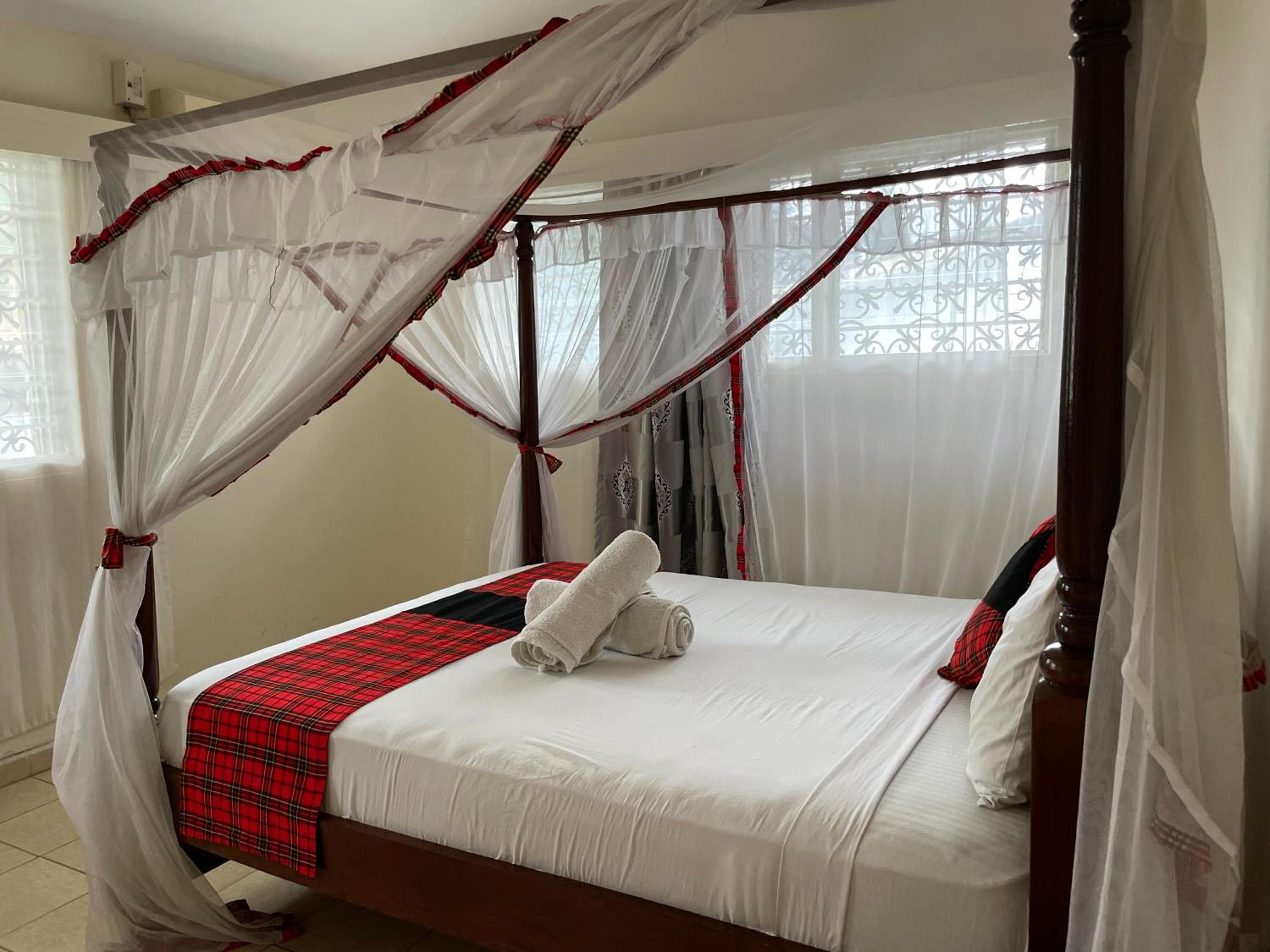 Double Room - Photo 3