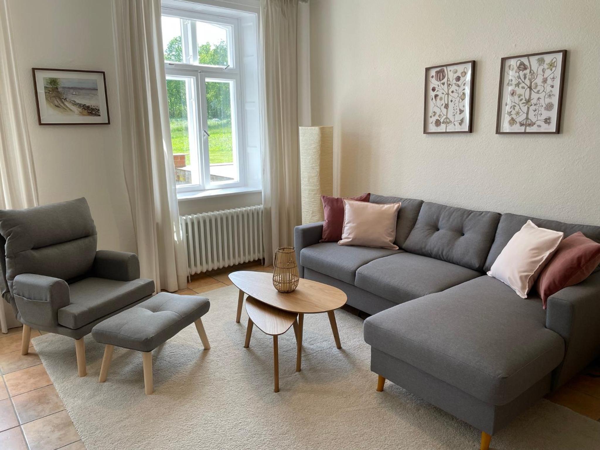 Apartment - Ground Floor photo 2