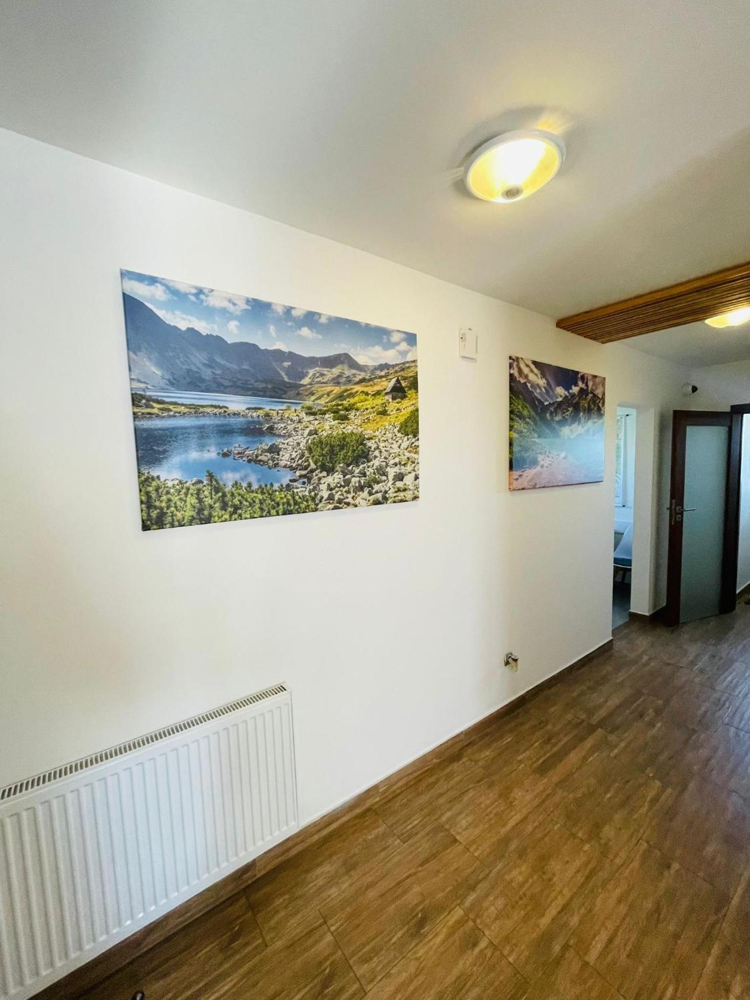 Double Room with Mountain View - Photo 6