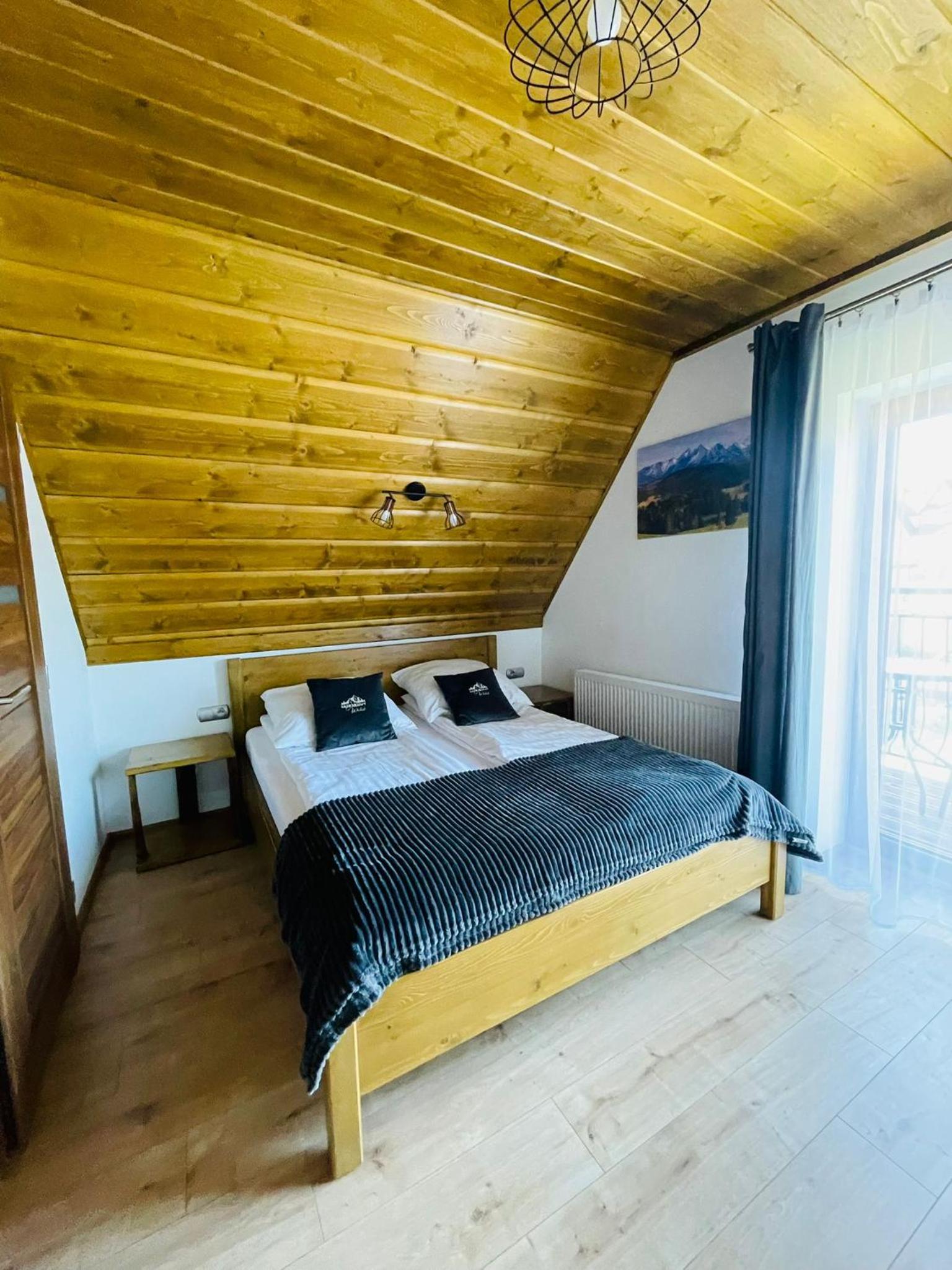 Double Room with Mountain View - Photo 8