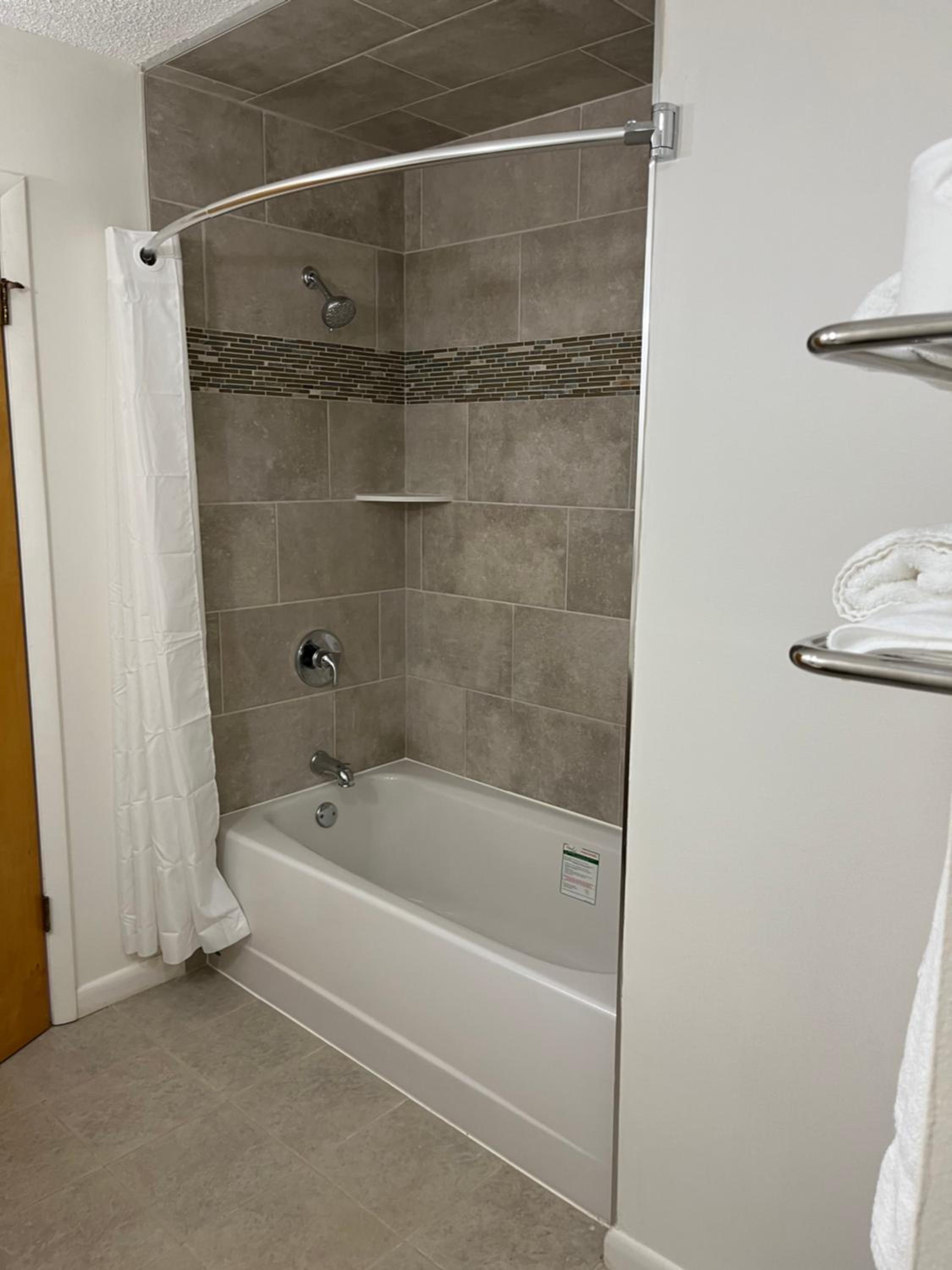Three-Bedroom House photo 2