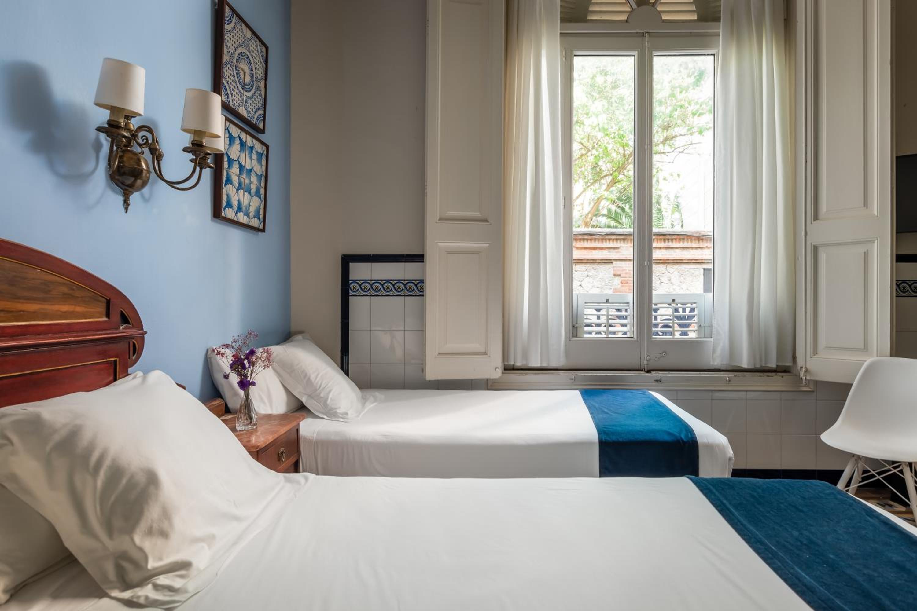 Triple Room (3 Adults) photo 2