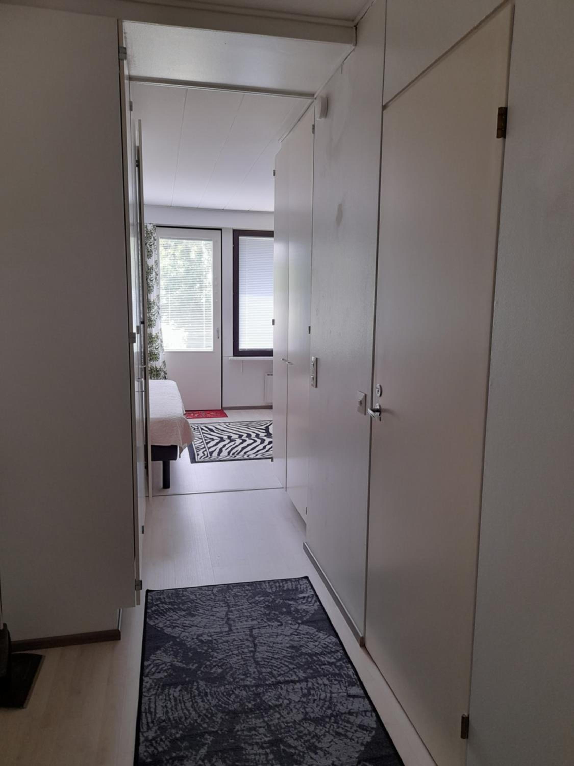 One-Bedroom Apartment - Photo 9