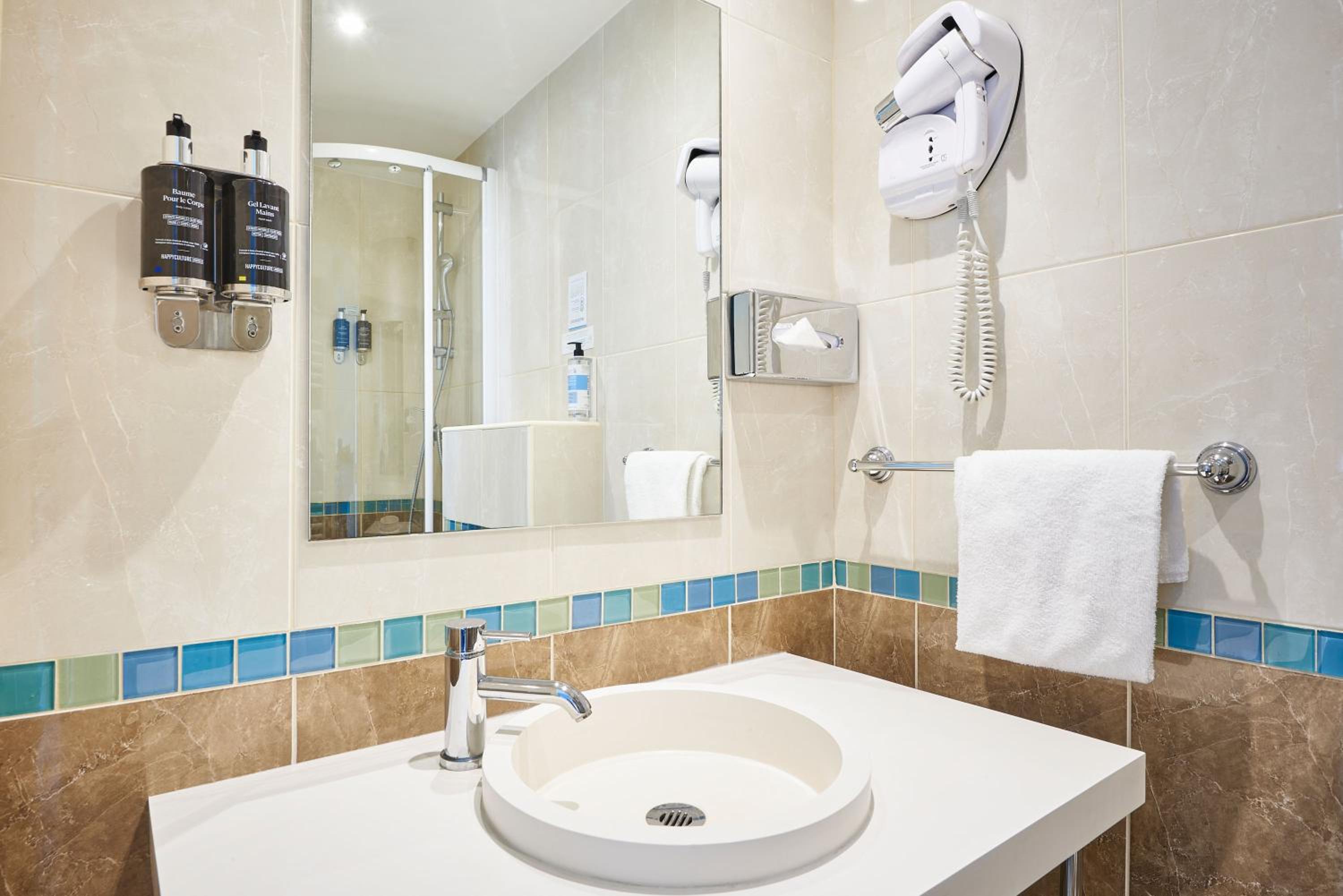 Classic Double or Twin Room photo 2