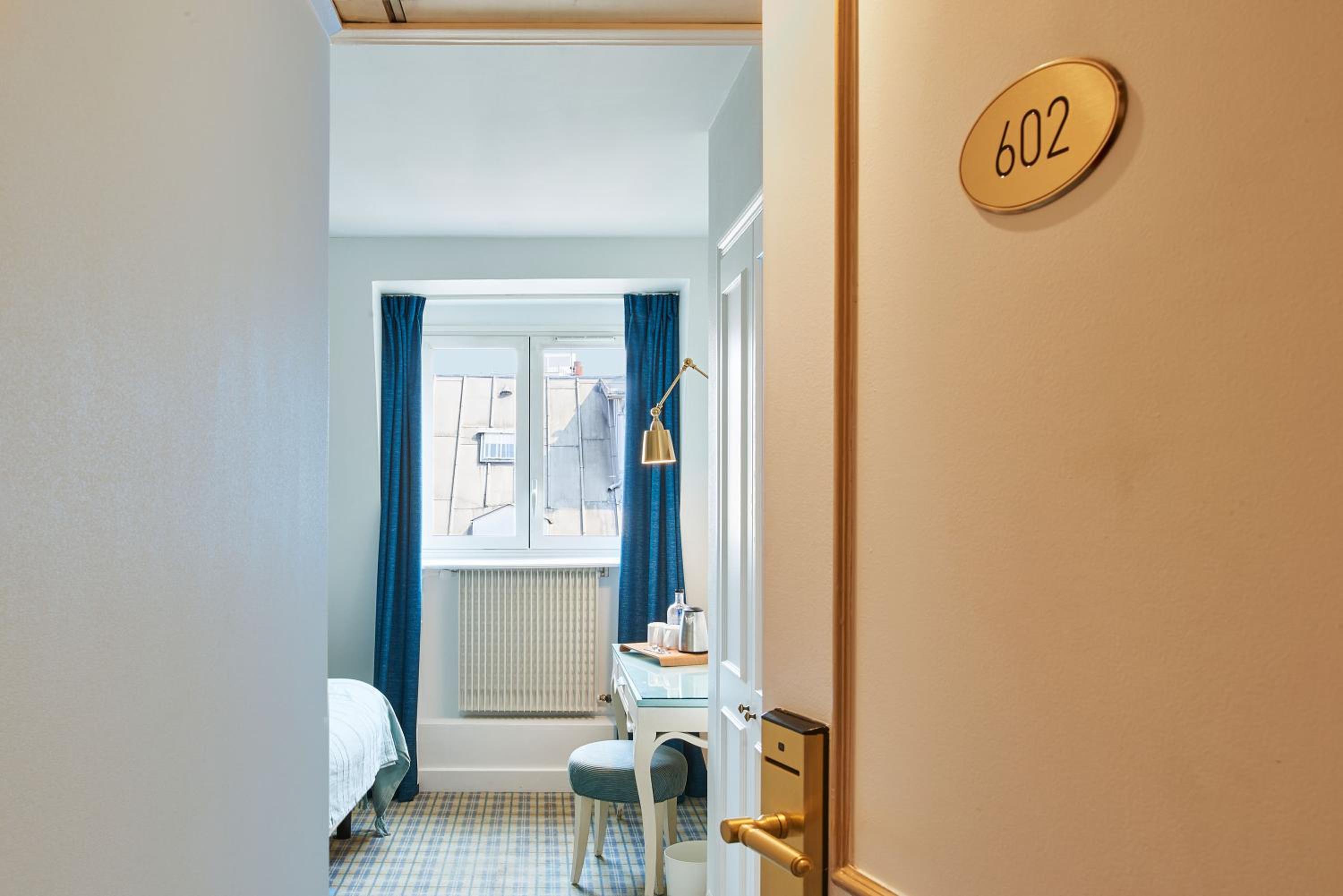 Classic Double or Twin Room photo 3