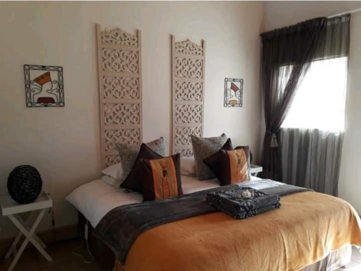 One-Bedroom Apartment photo 3