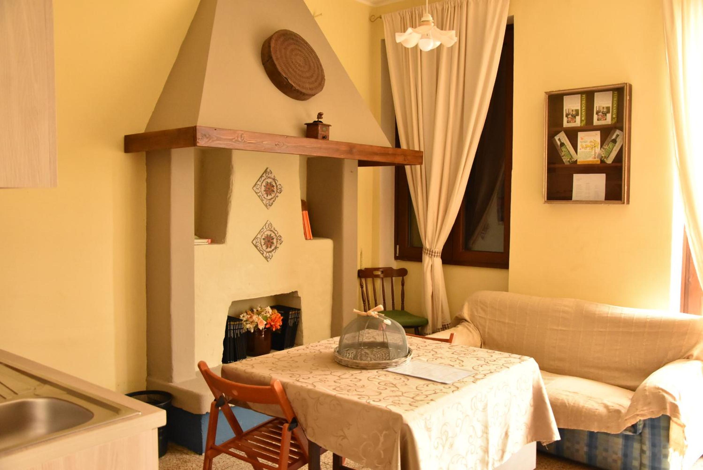 Three-Bedroom Apartment - Photo 4
