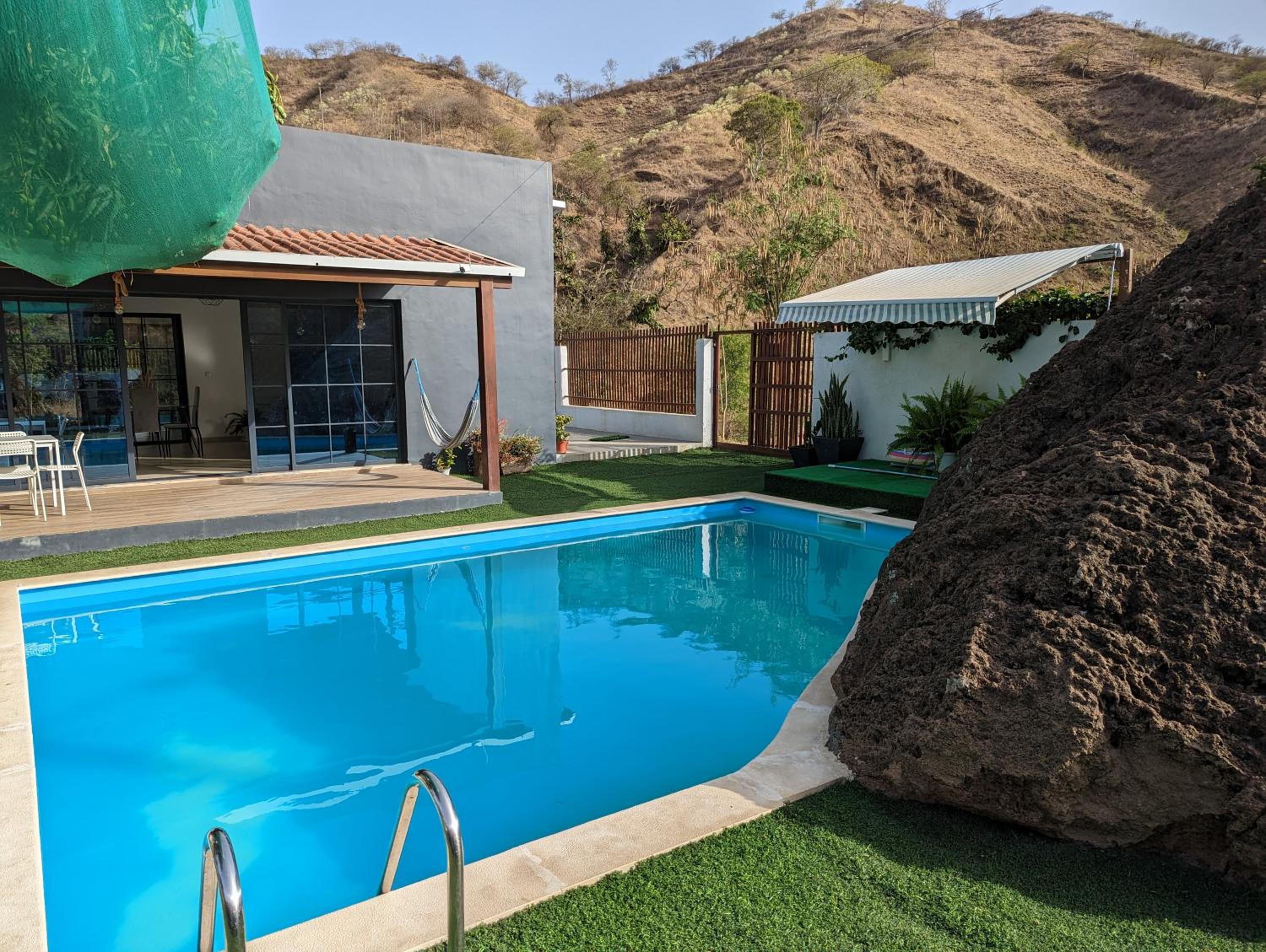Three-Bedroom Villa photo 1