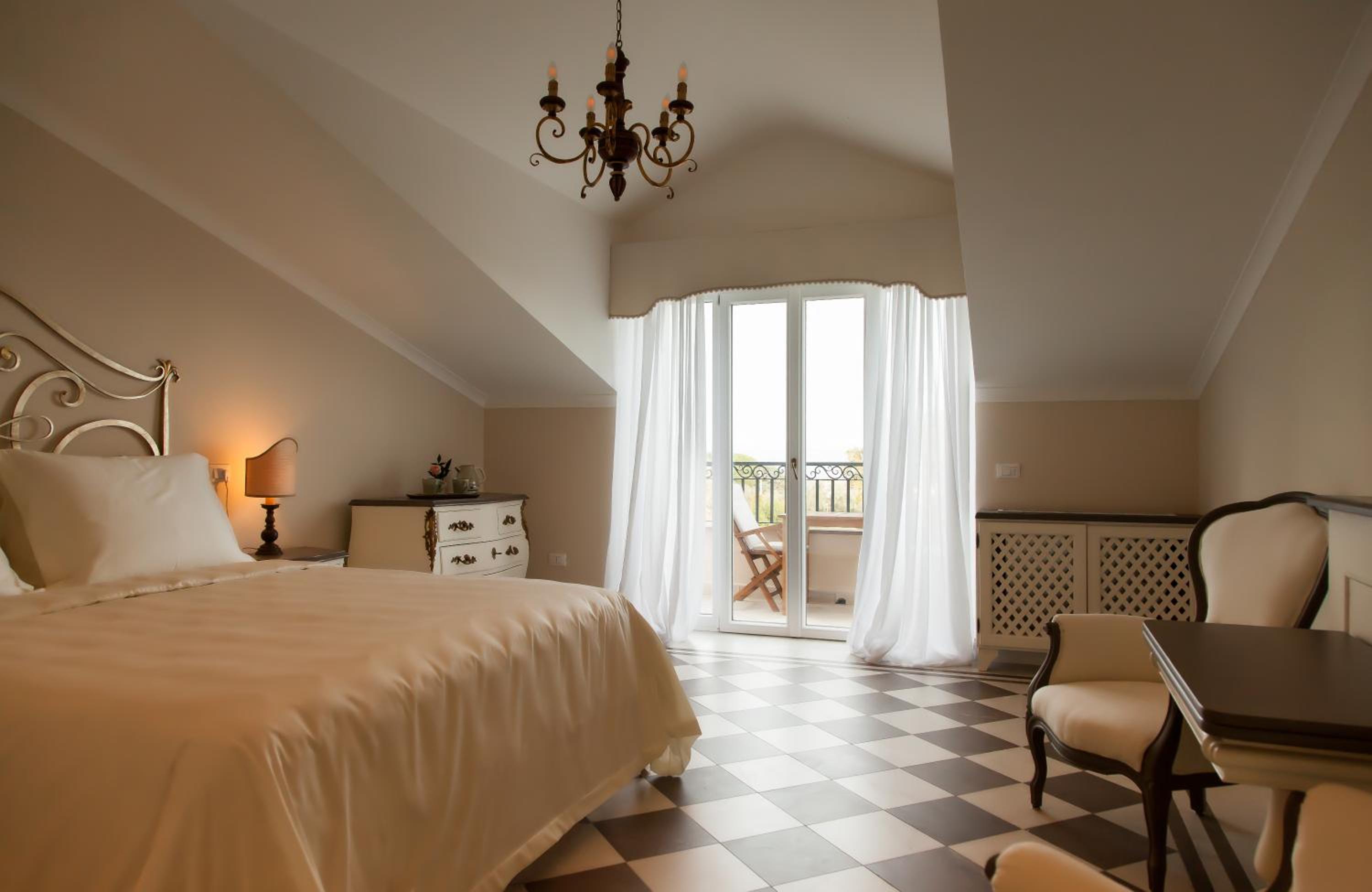 Double Room with Balcony photo 1