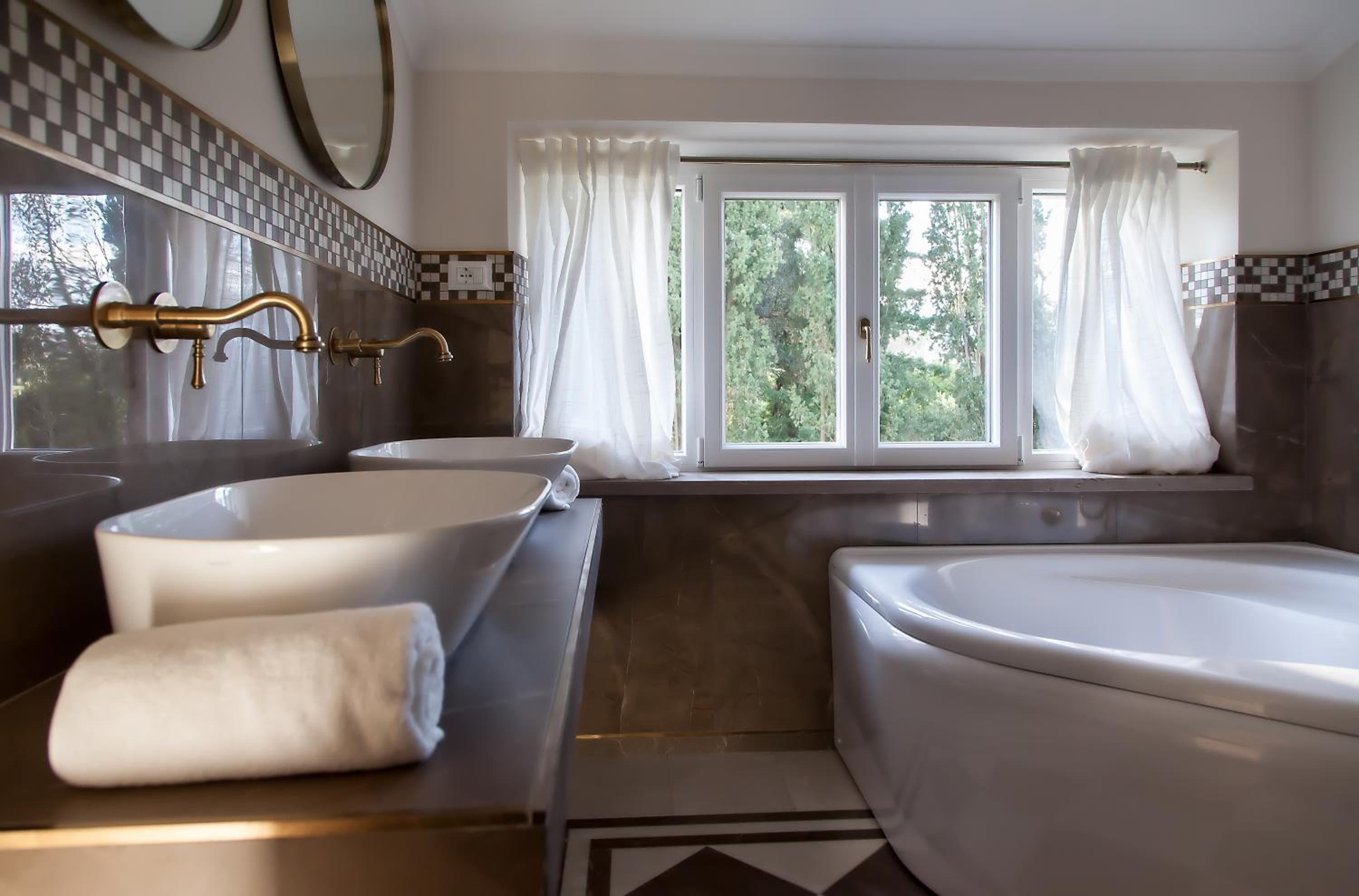 Double Room with Balcony photo 3