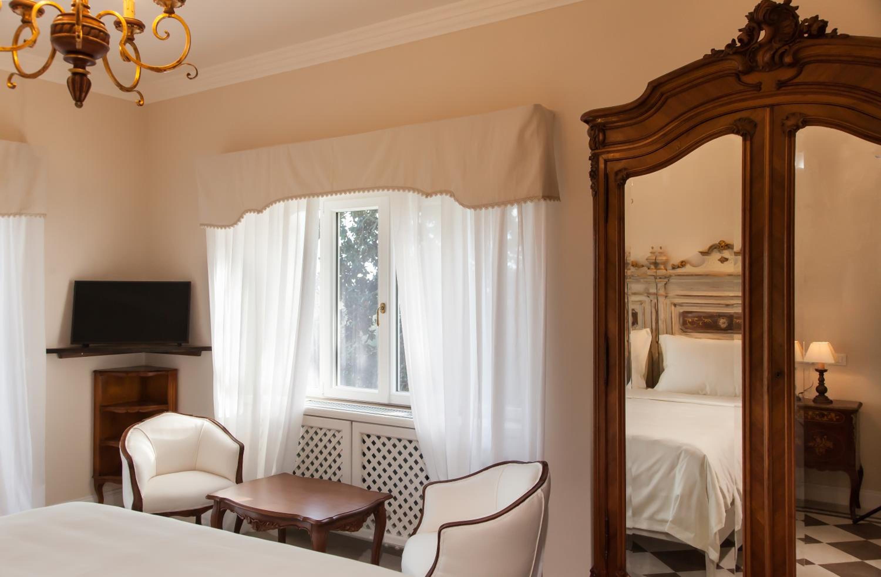 Double Room with Terrace photo 3