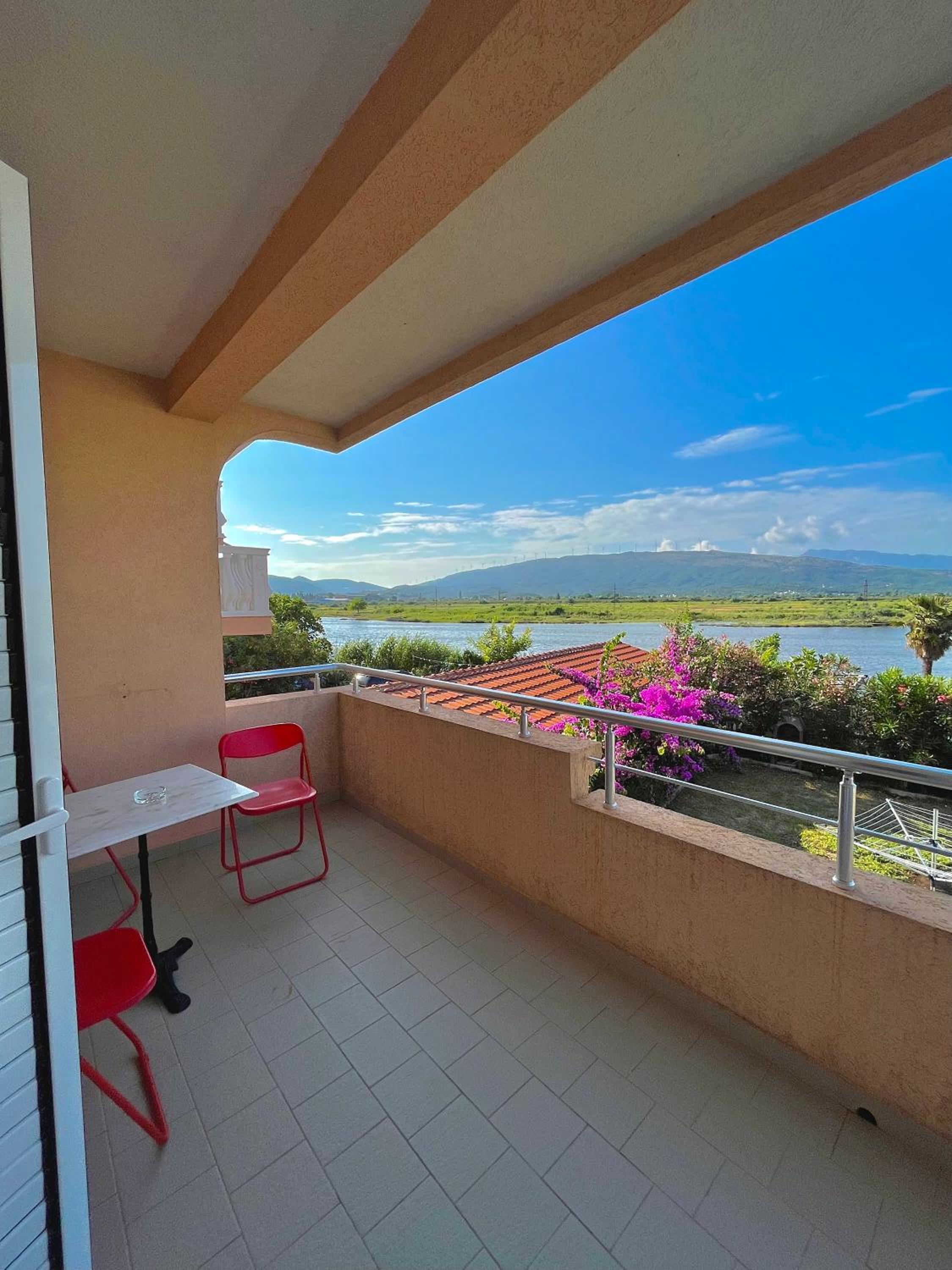 Triple Room With Lake View photo 3