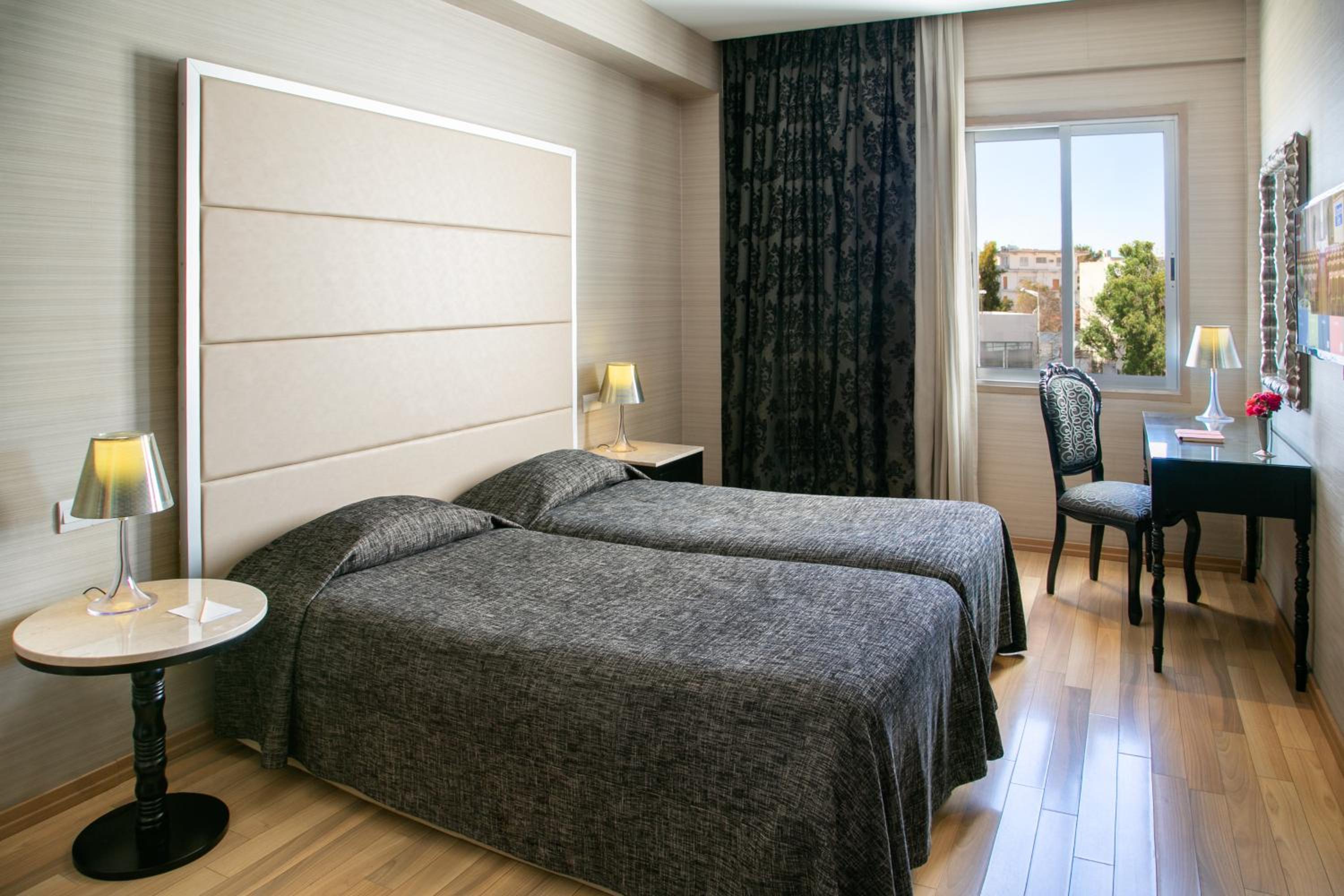 Executive Double or Twin Room - Photo 2
