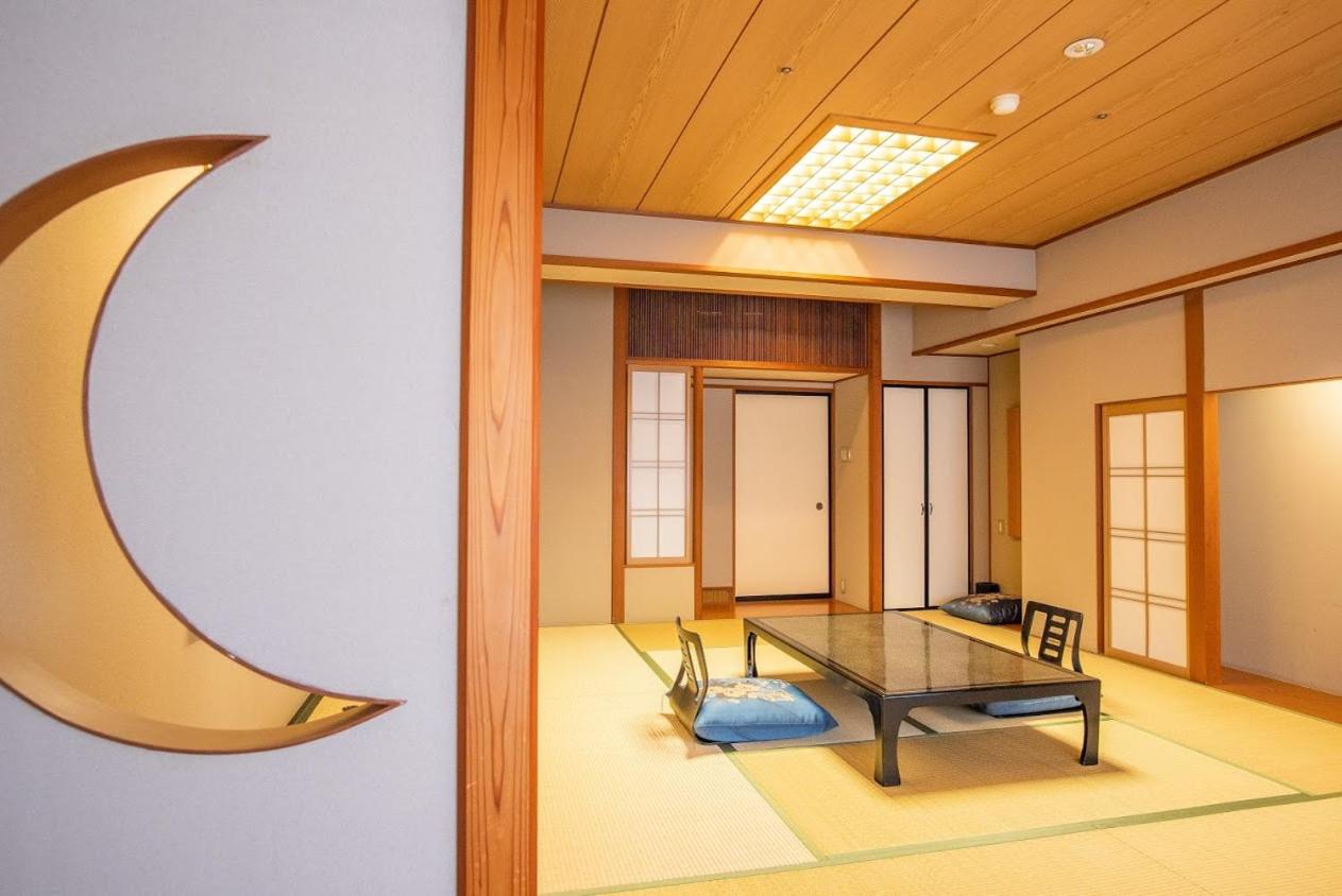Japanese-Style Room with City View - Photo 3