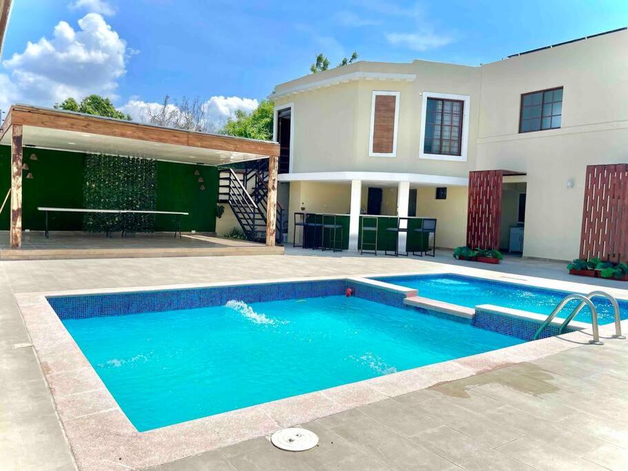 Three-Bedroom Villa photo 1