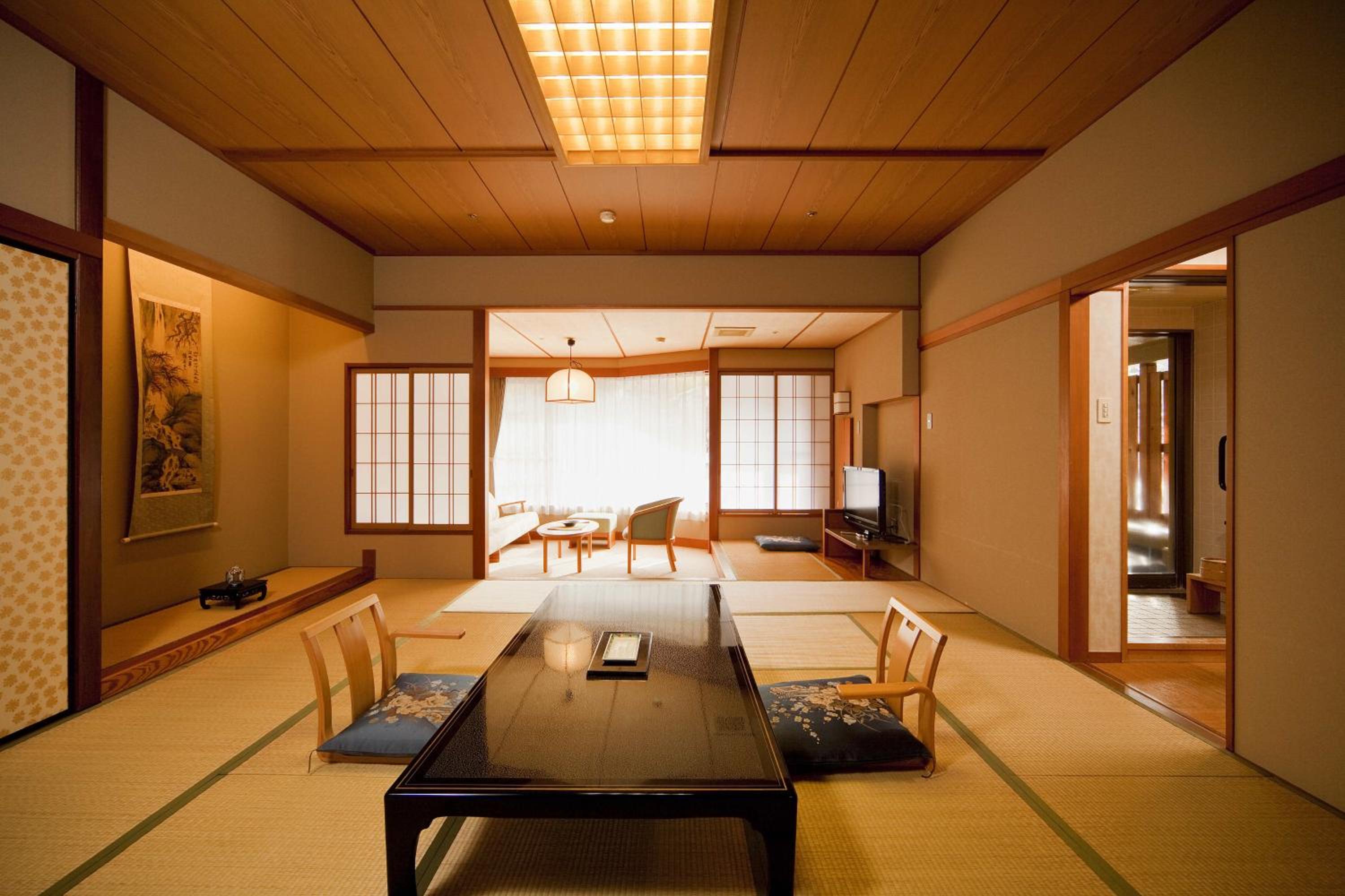 Japanese-Style Room with Open Air Bath - Photo 4