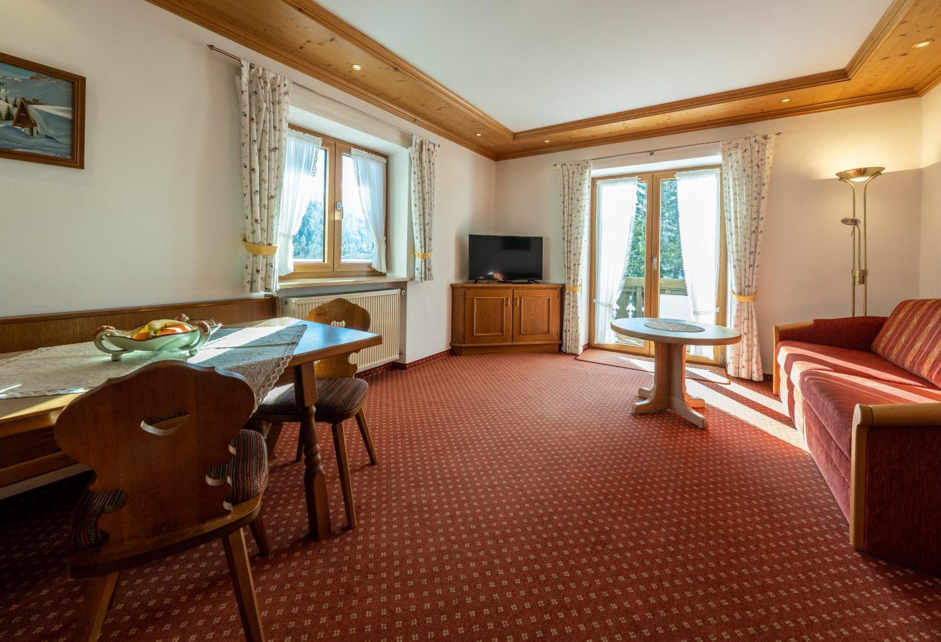 Superior One-Bedroom Apartment with Balcony photo 1
