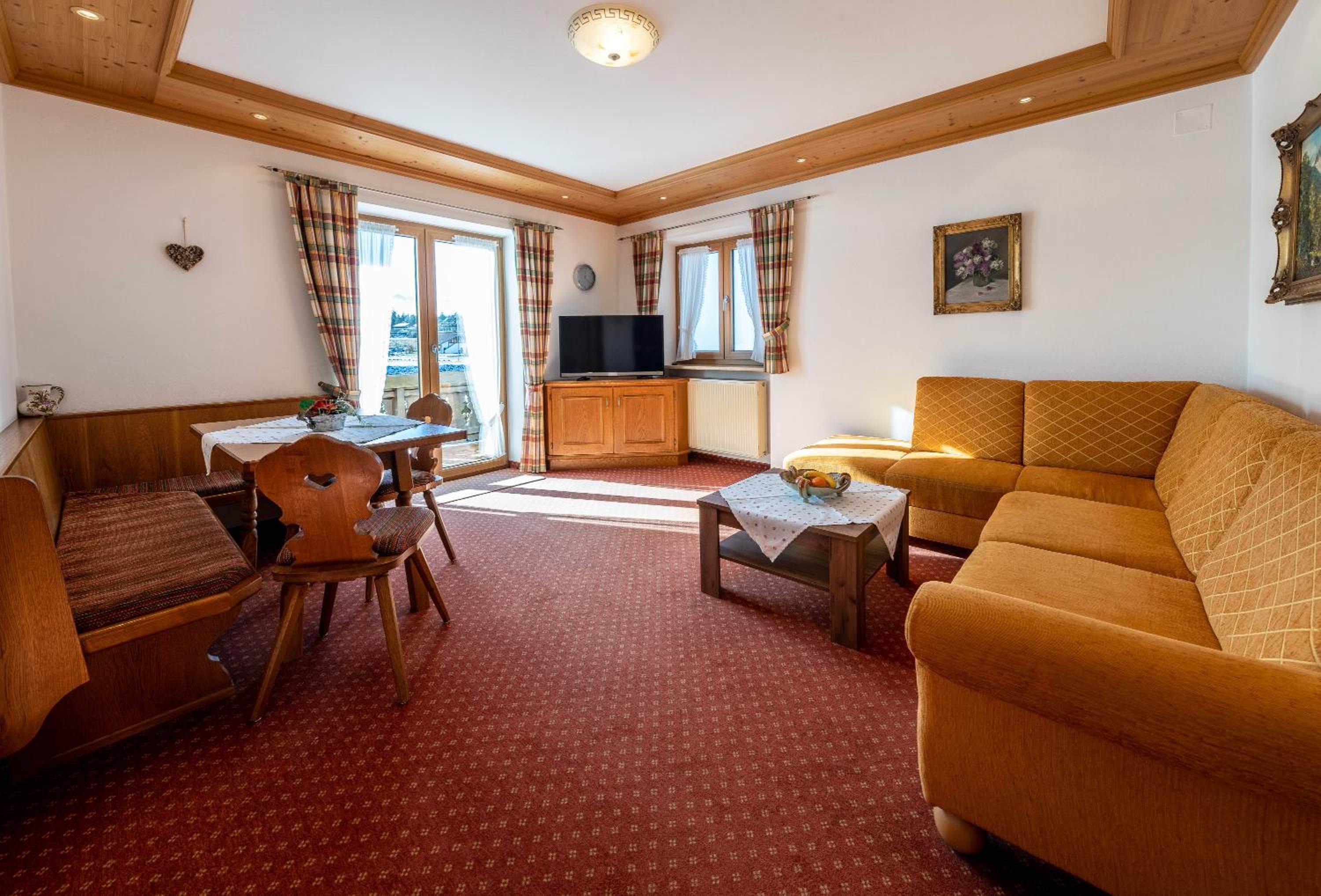 Superior One-Bedroom Apartment with Balcony