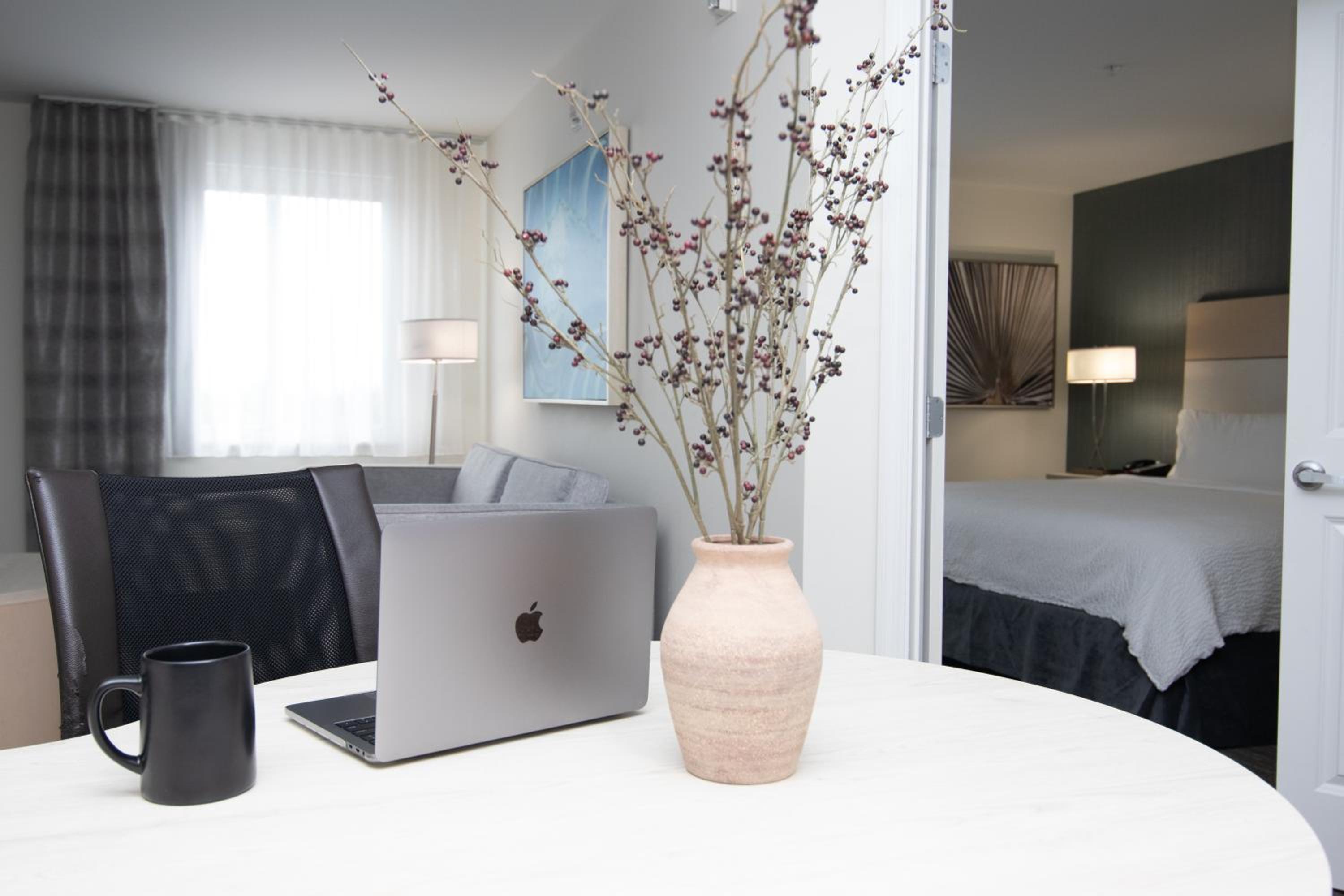 One-Bedroom Suite