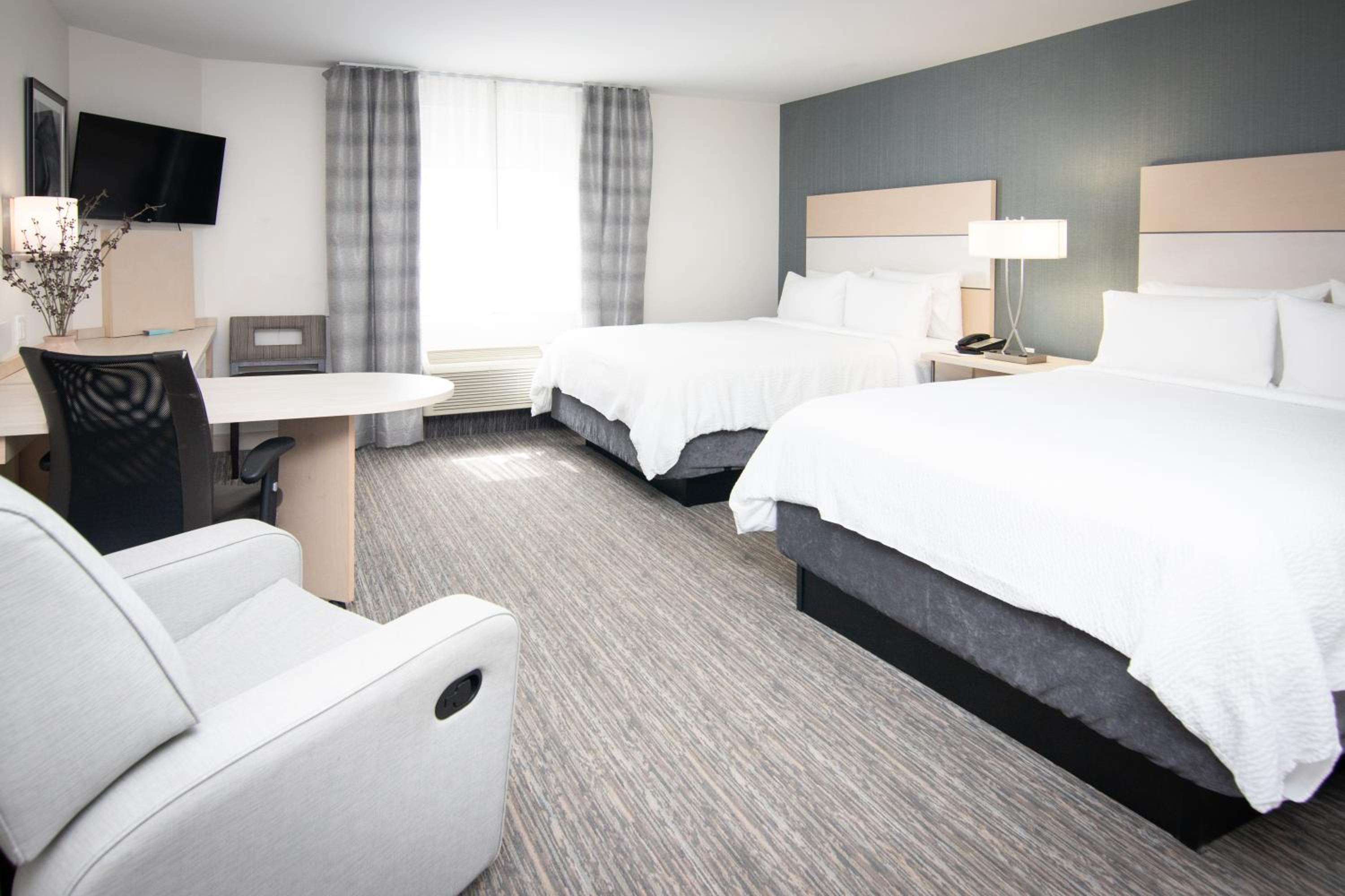 Studio Suite with Two Double Beds