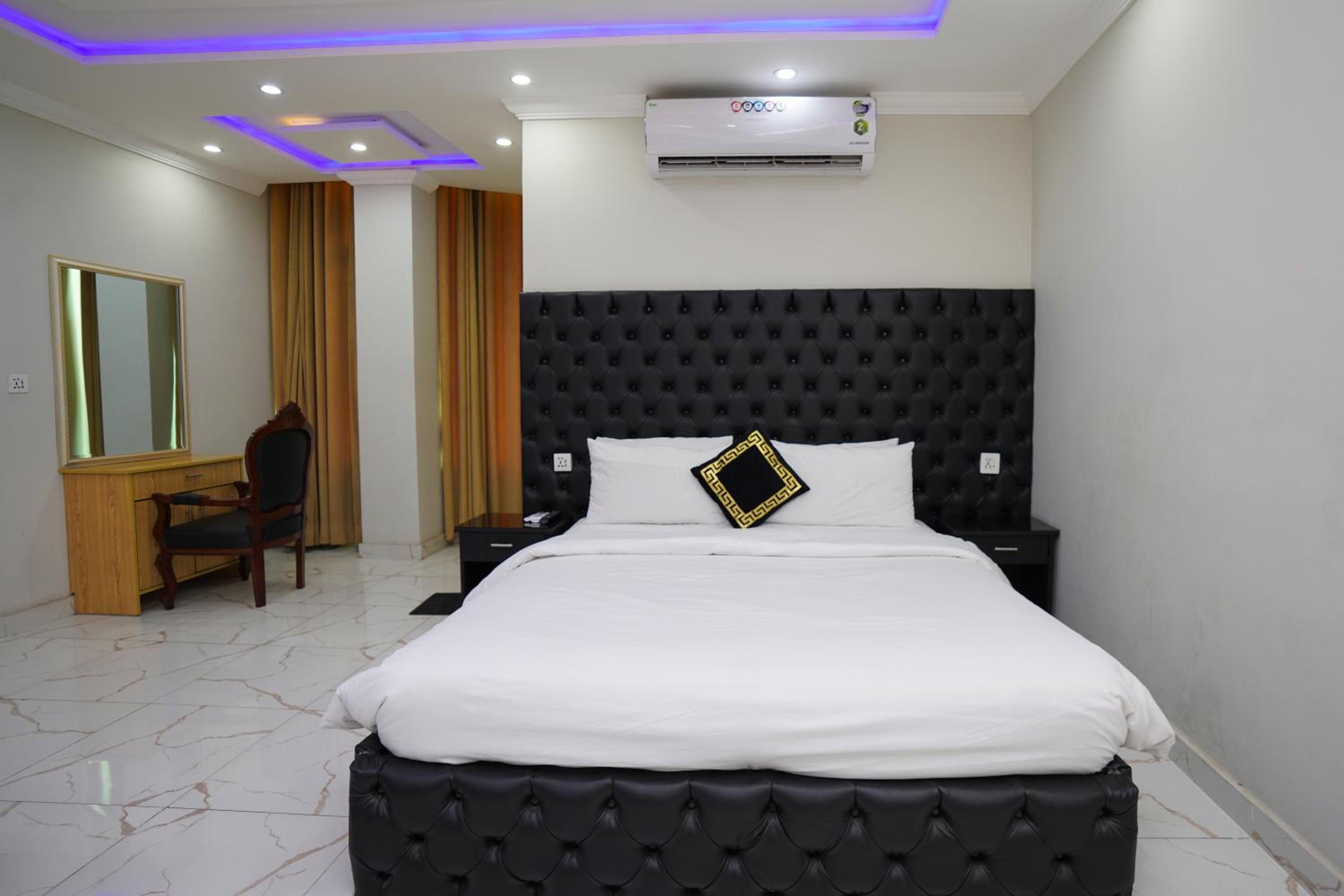 Deluxe Single Room photo 3