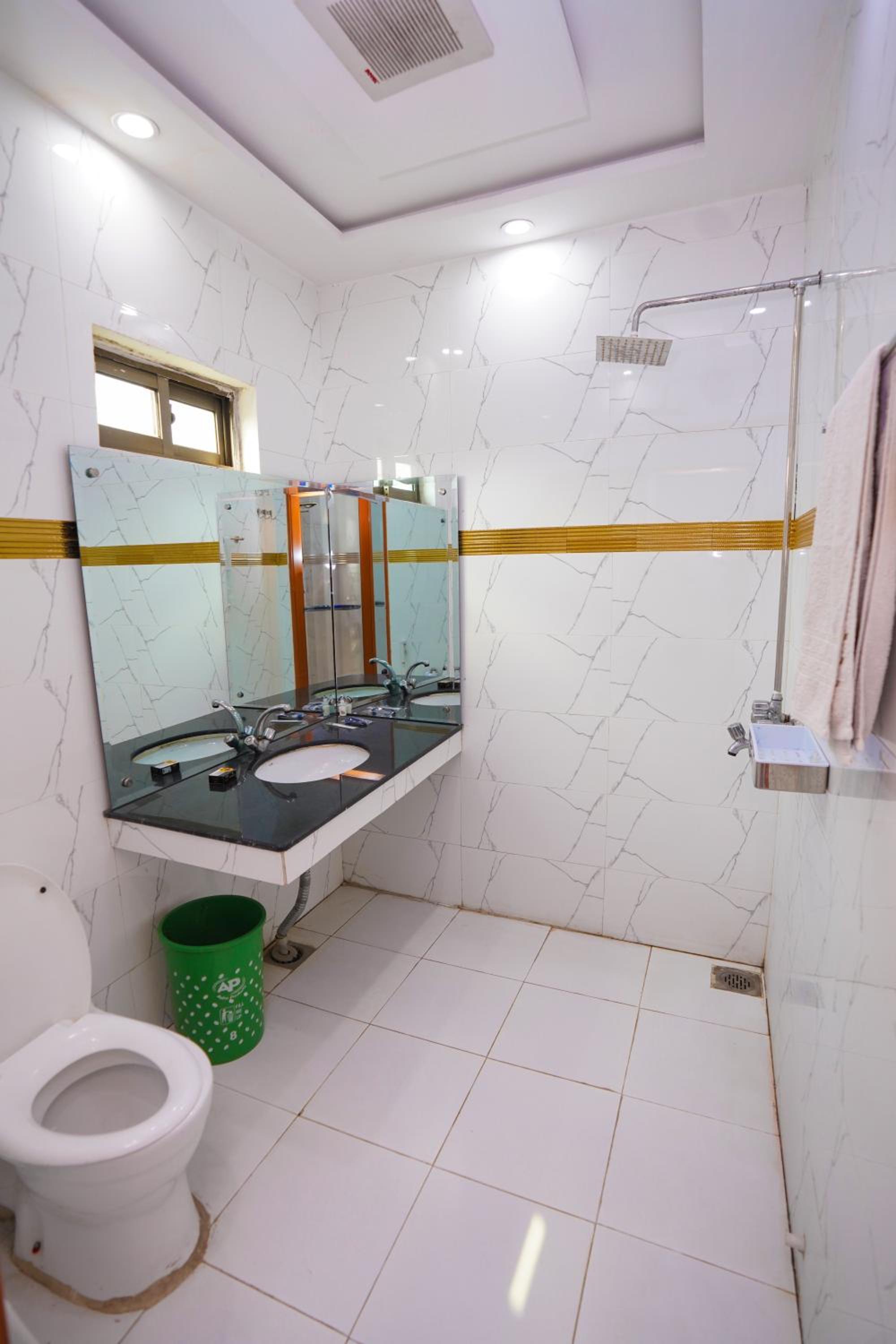 Deluxe Triple Room photo 2