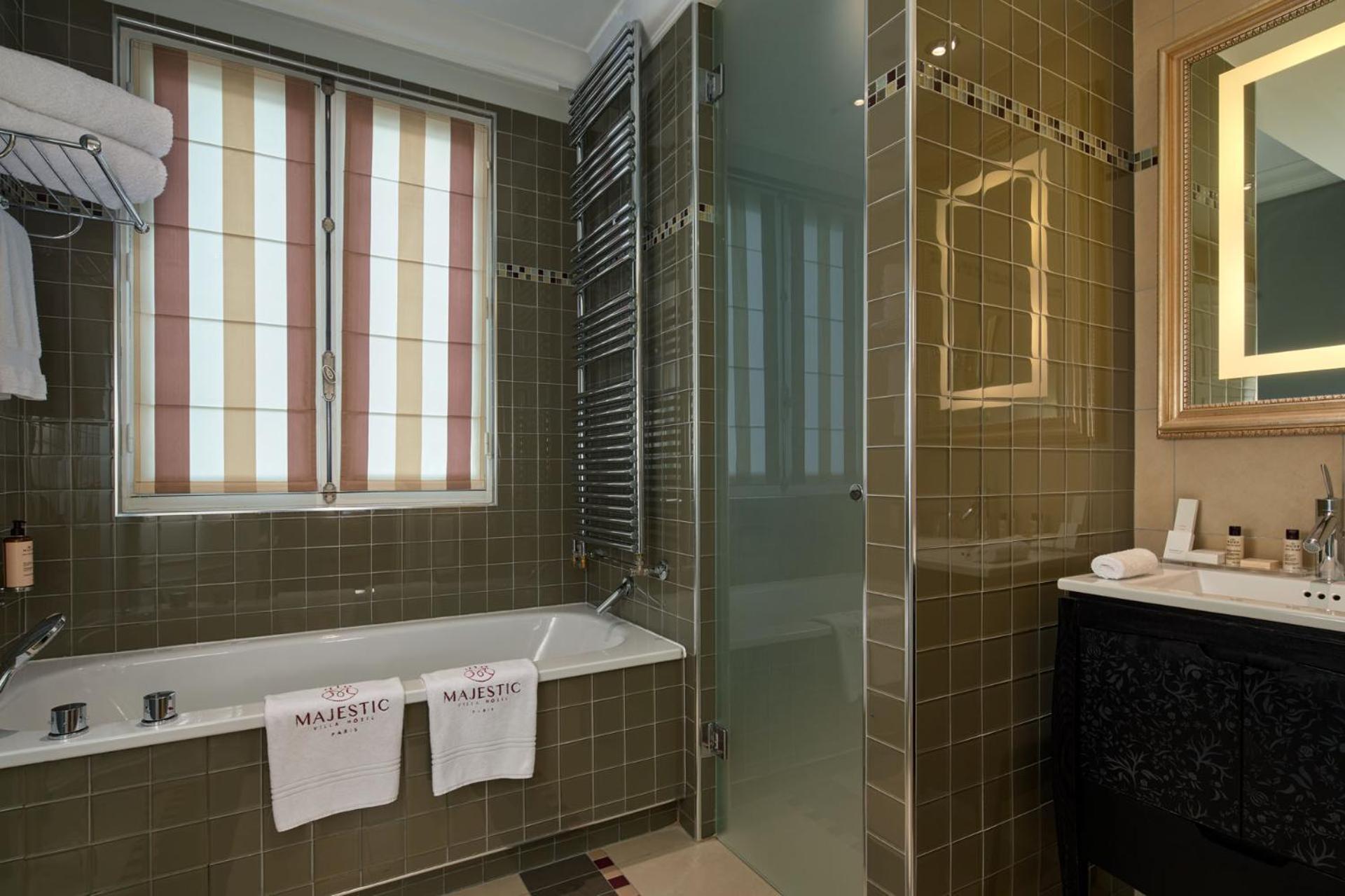 Suite with Terrace photo 2
