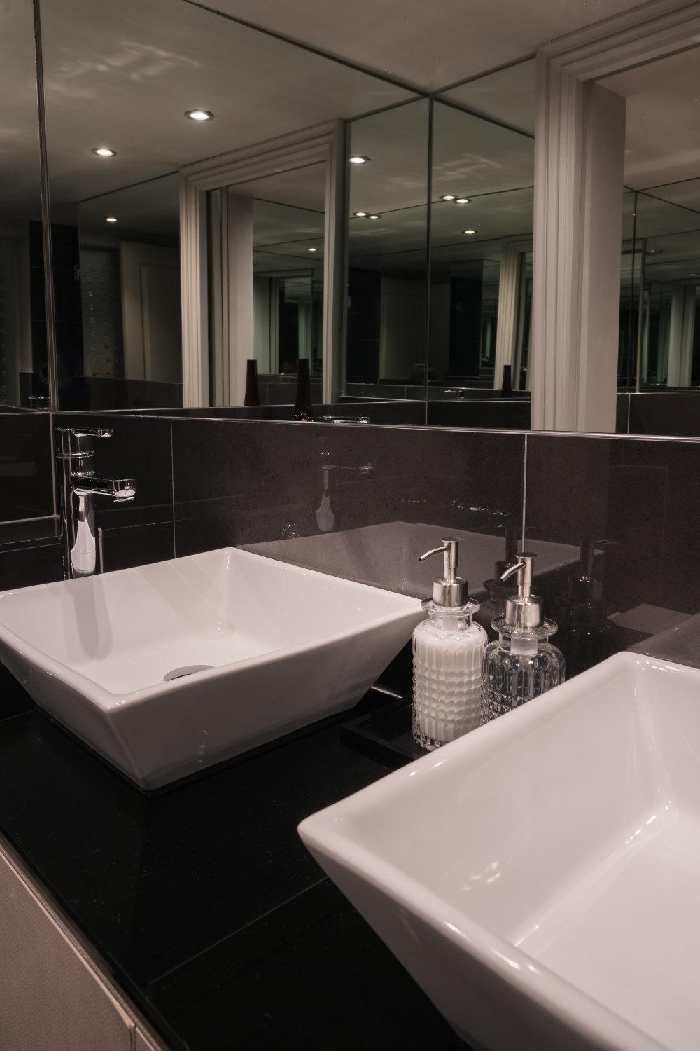The Hemsley Suite - Photo 3