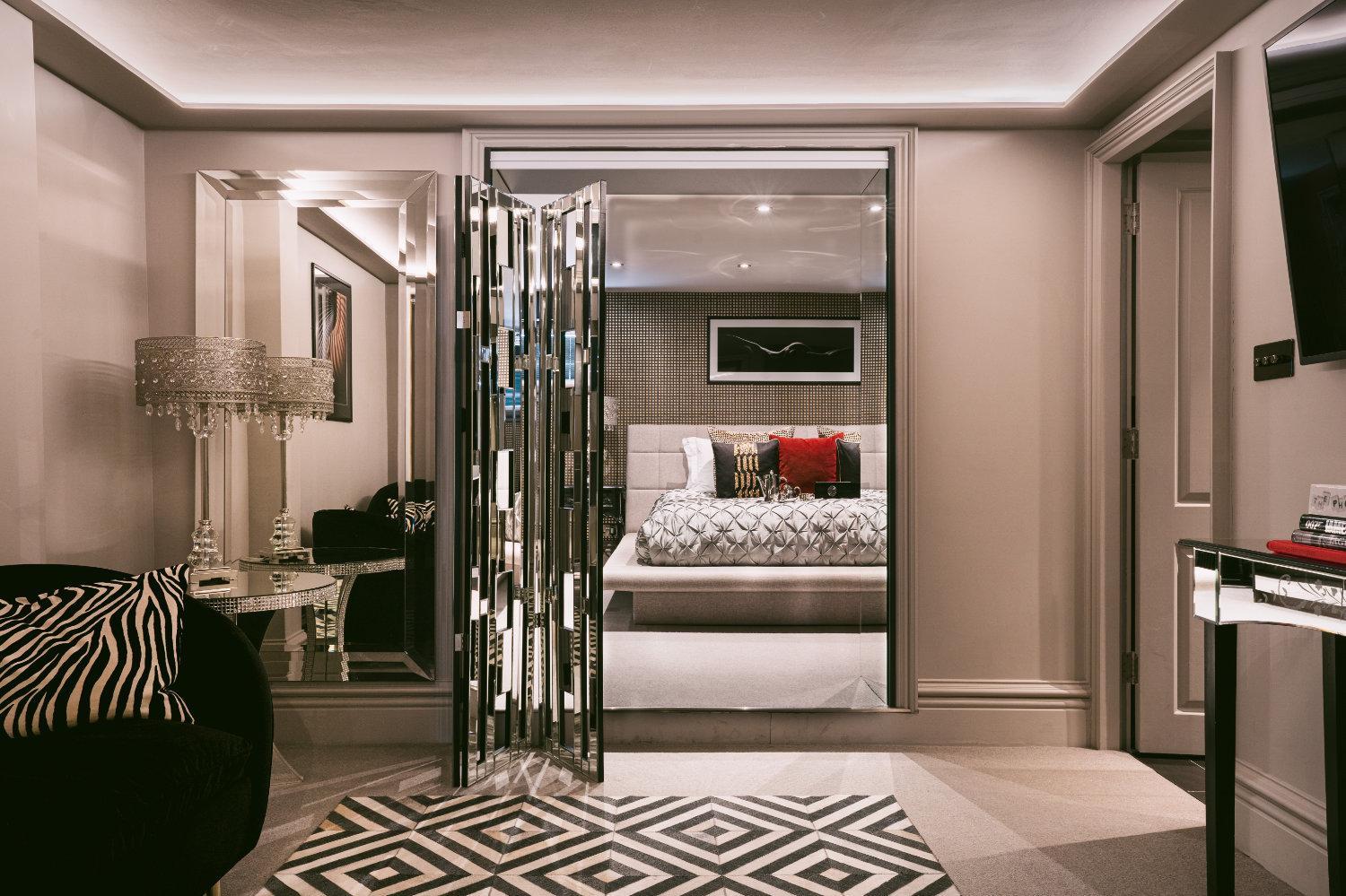 The Hemsley Suite - Photo 1