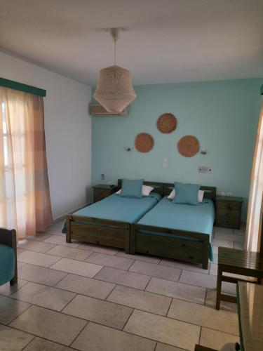 Studio (3 Adults) - Photo 5