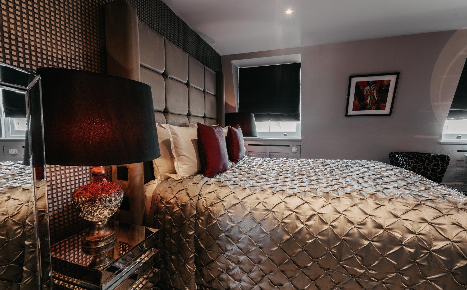 Superior Seaview King - Photo 1