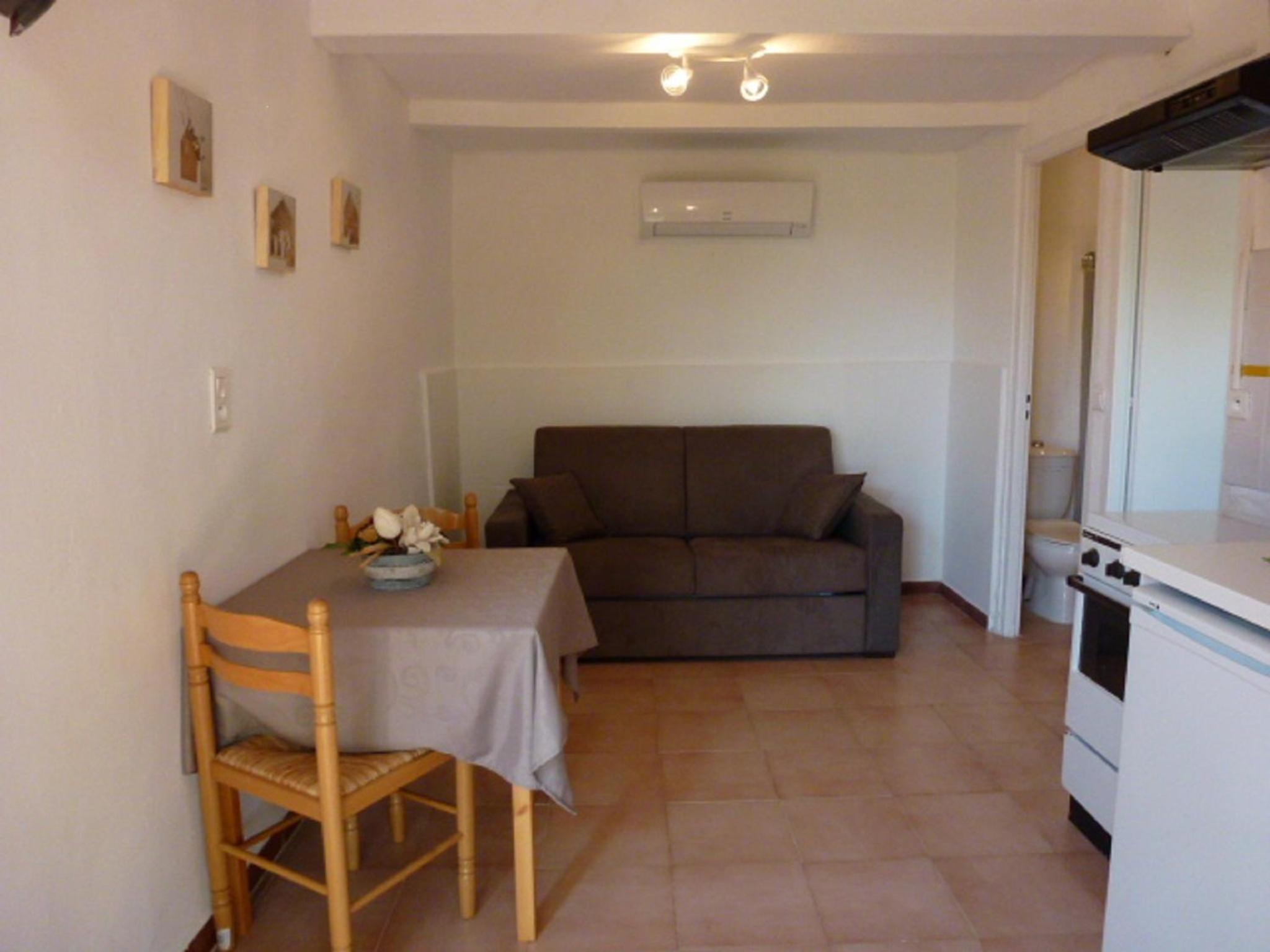 Bungalow with Garden View photo 2