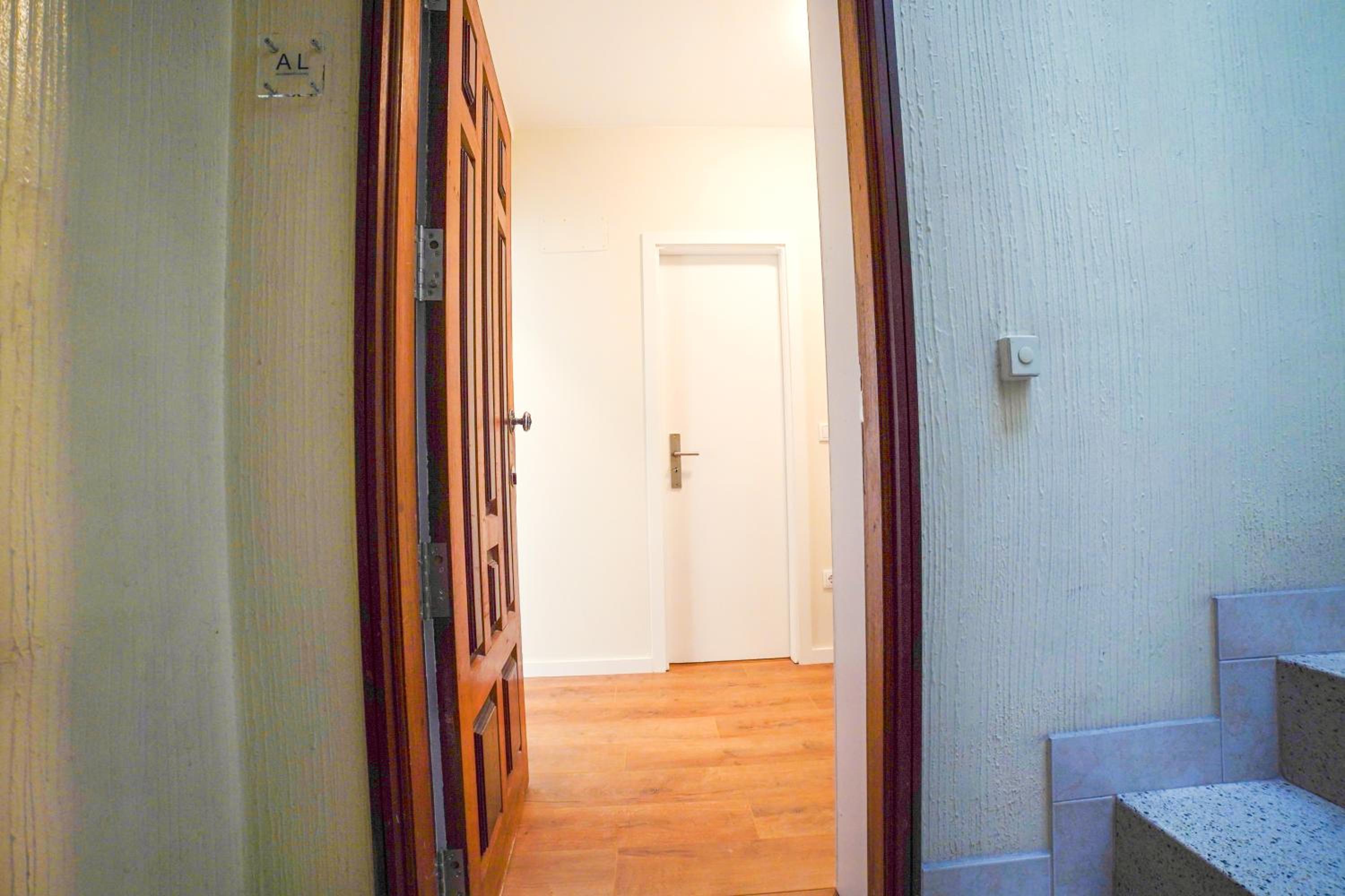 Three-Bedroom Apartment photo 2