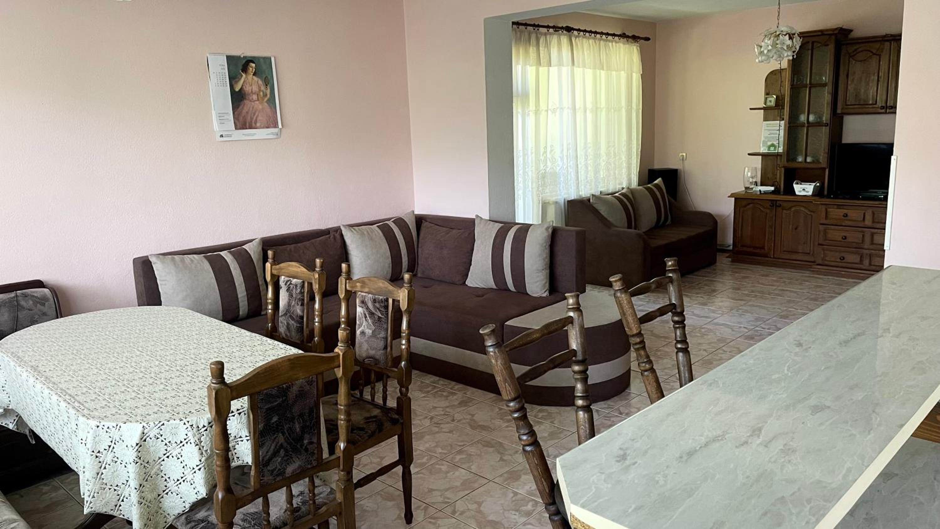 Three-Bedroom Villa photo 3