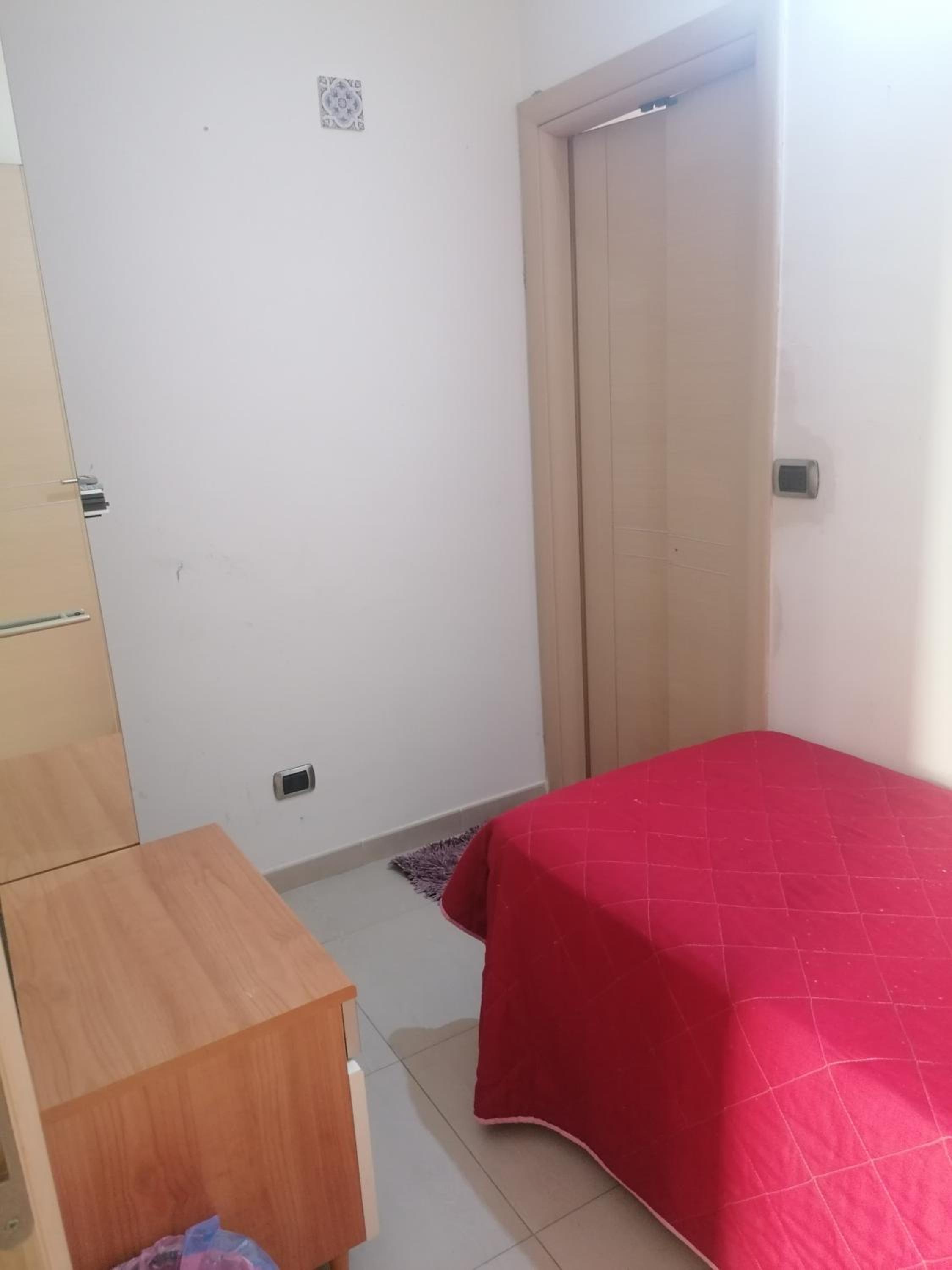 Double Room with Private Bathroom - Photo 23
