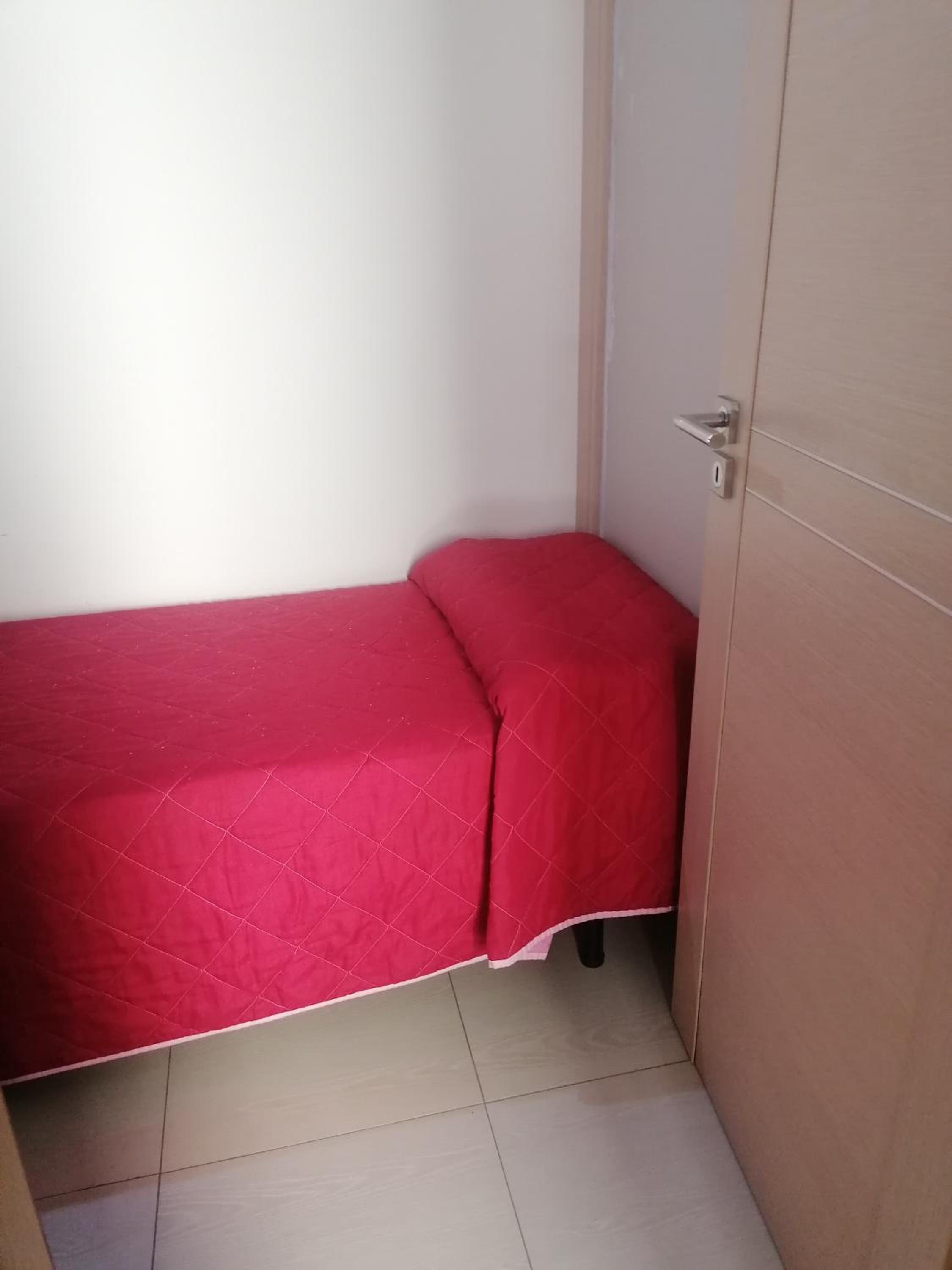 Double Room with Private Bathroom - Photo 66