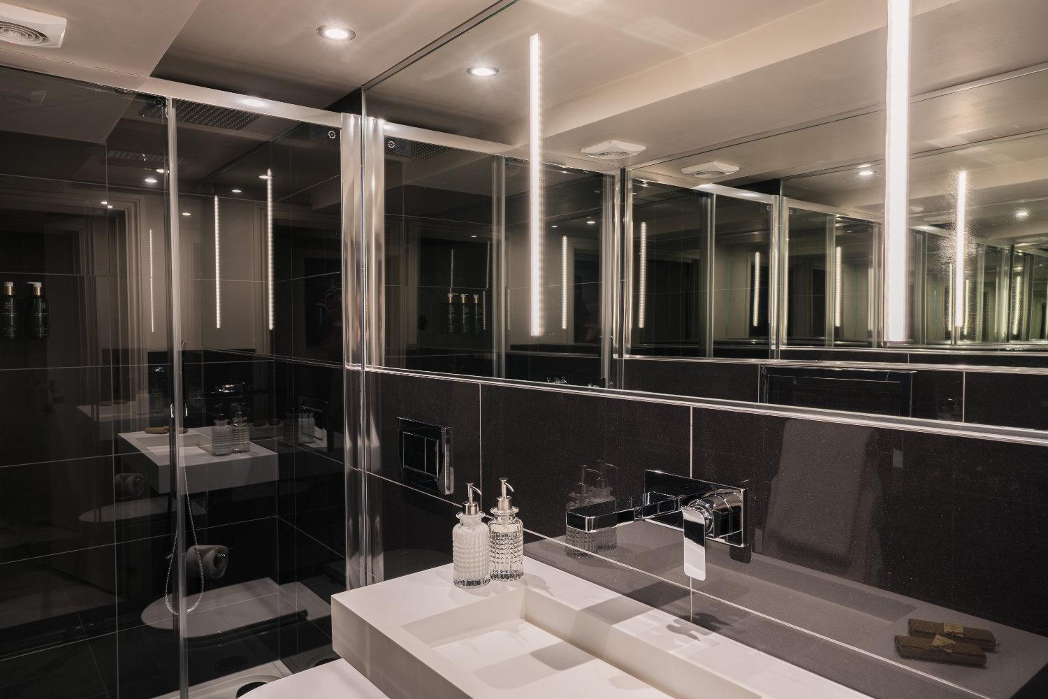 Hemsley Junior Suite - Photo 4