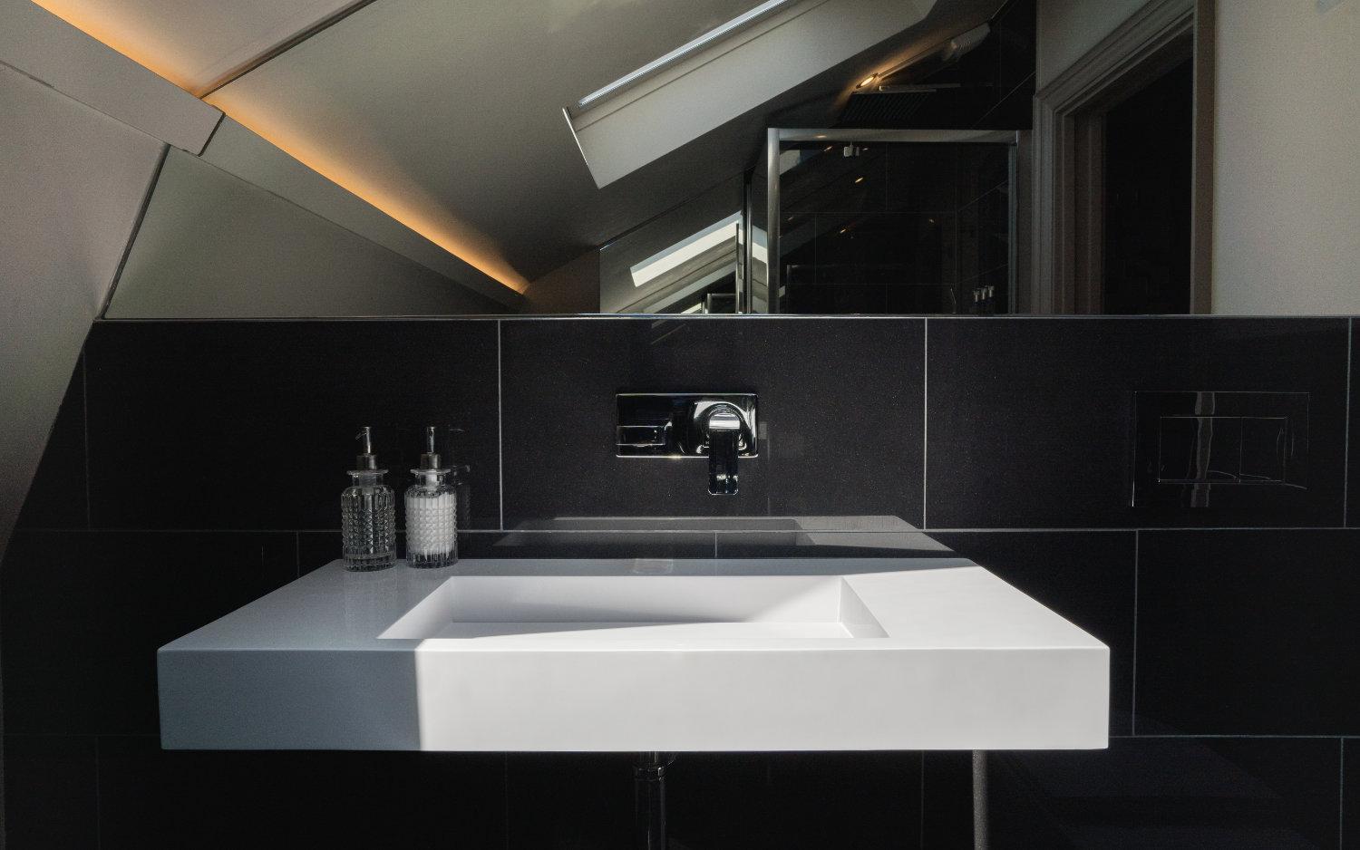 The Bubble Suite & Rooftop Terrace - Photo 2