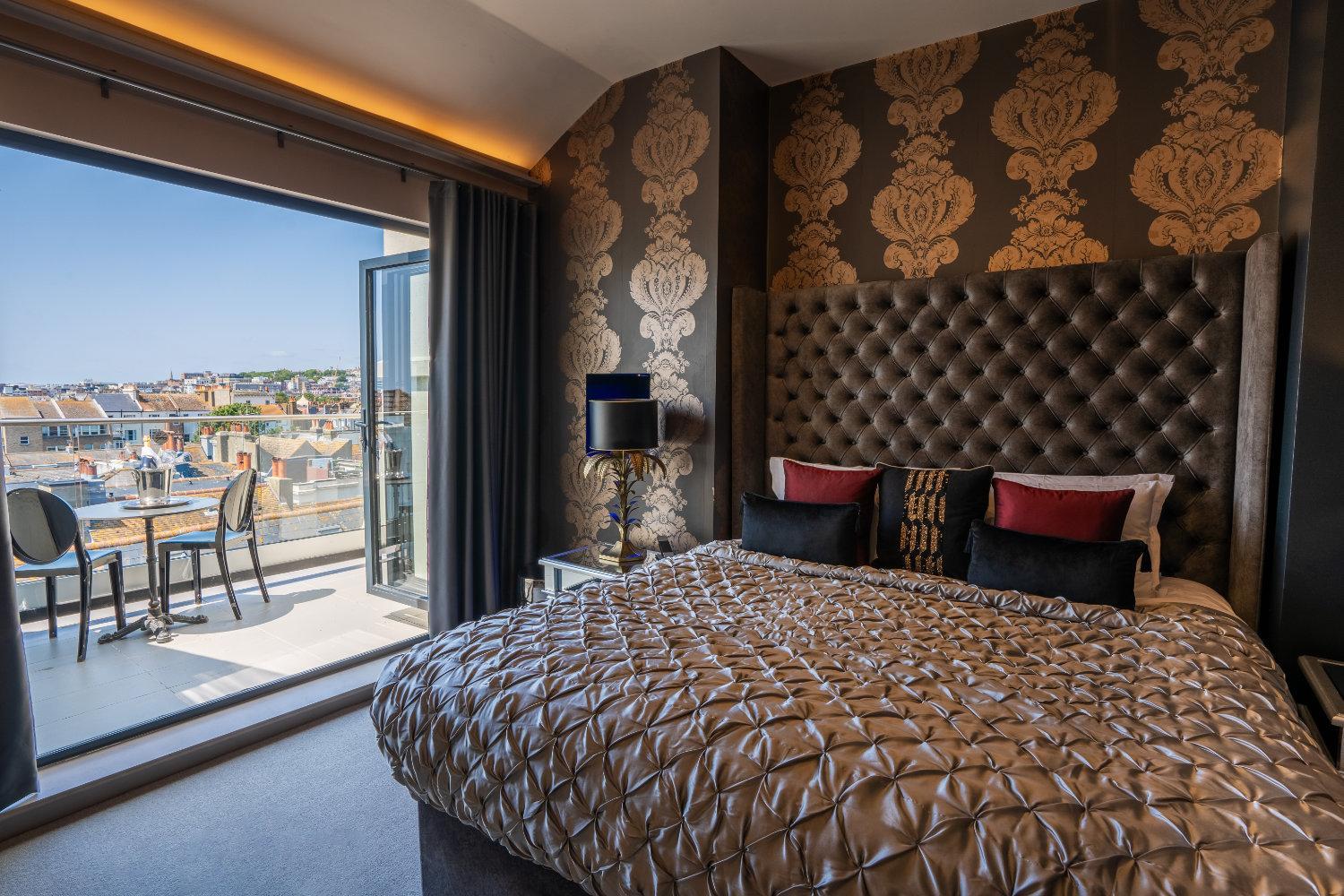 The Bubble Suite & Rooftop Terrace - Photo 3