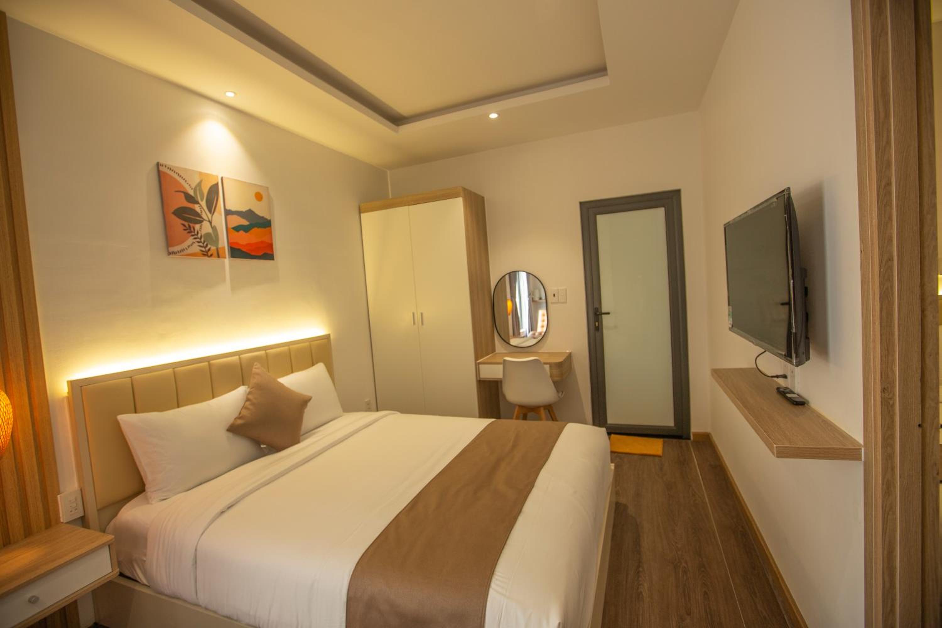 King Room with Mountain View photo 3