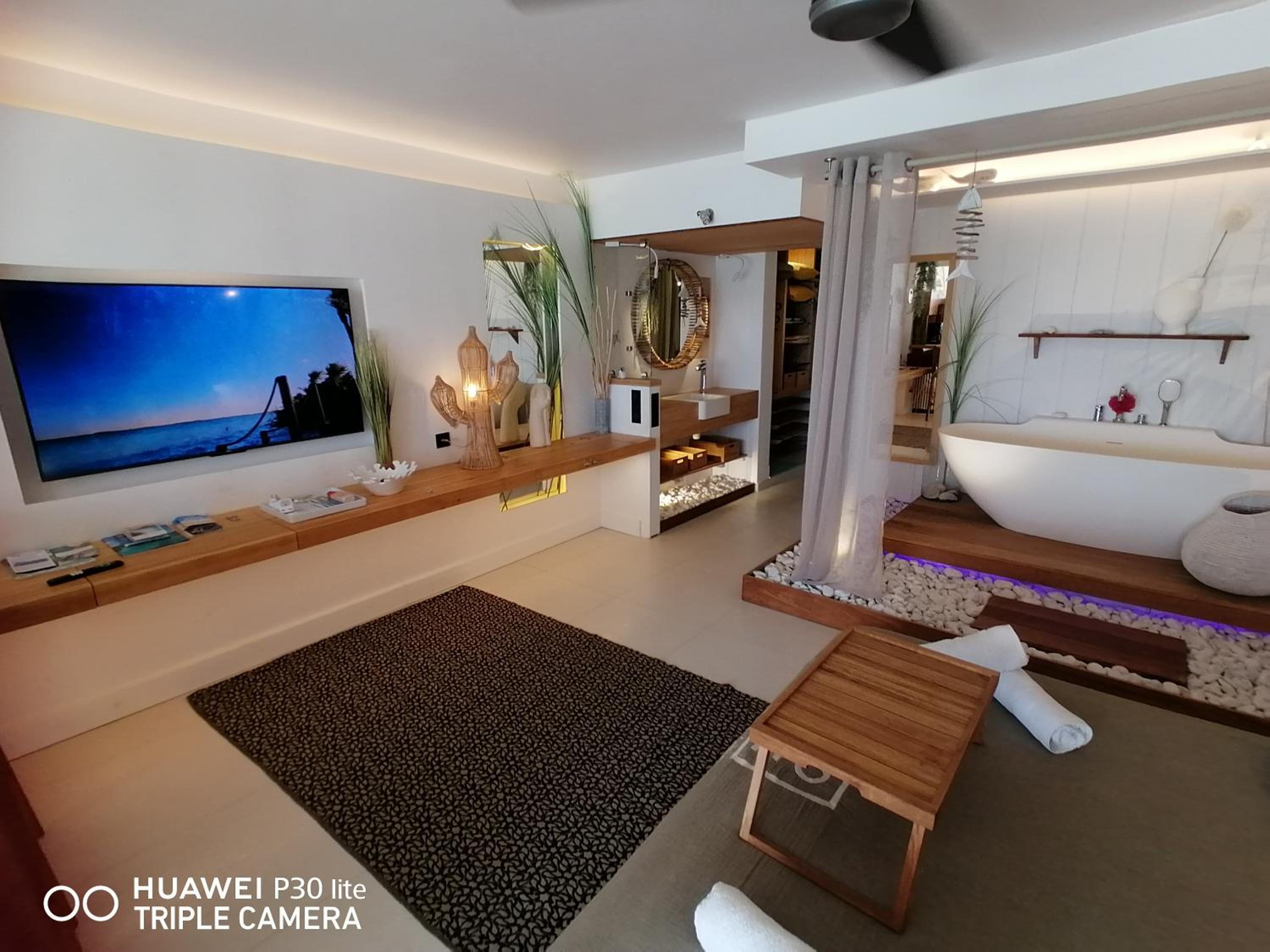 Apartment with Sea View photo 2