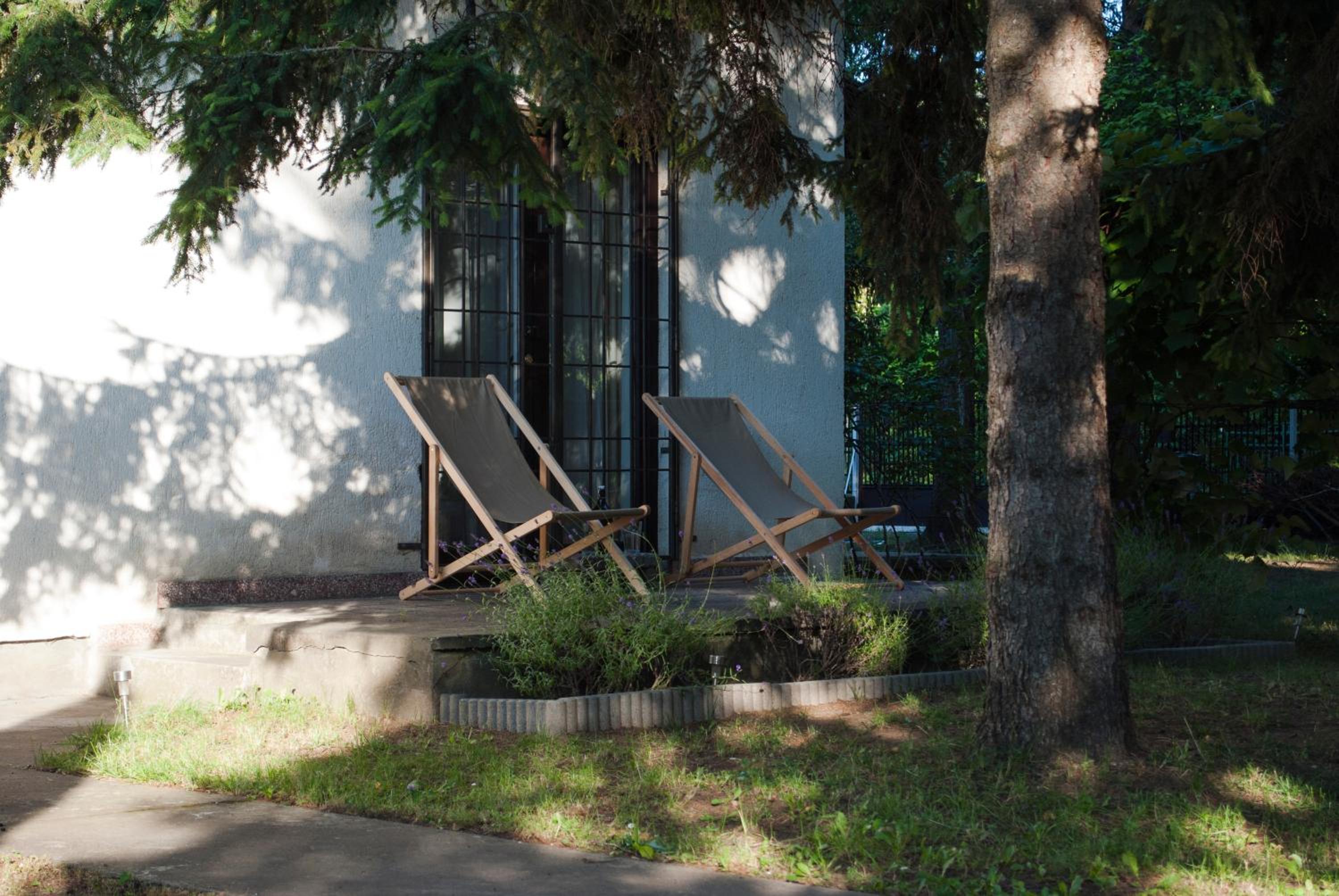 Two-Bedroom Deluxe Apartment with Garden View photo 3
