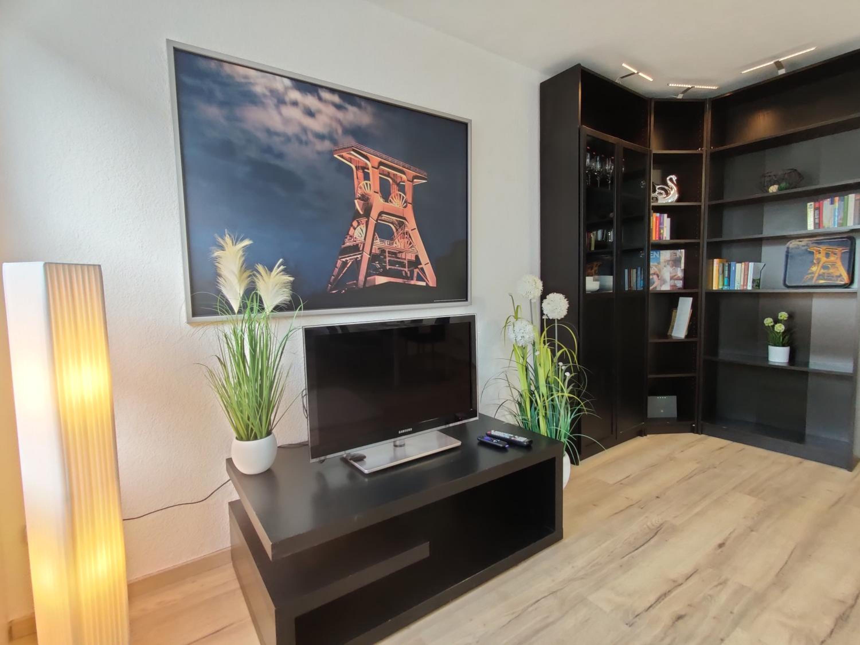 Studio Apartment photo 1