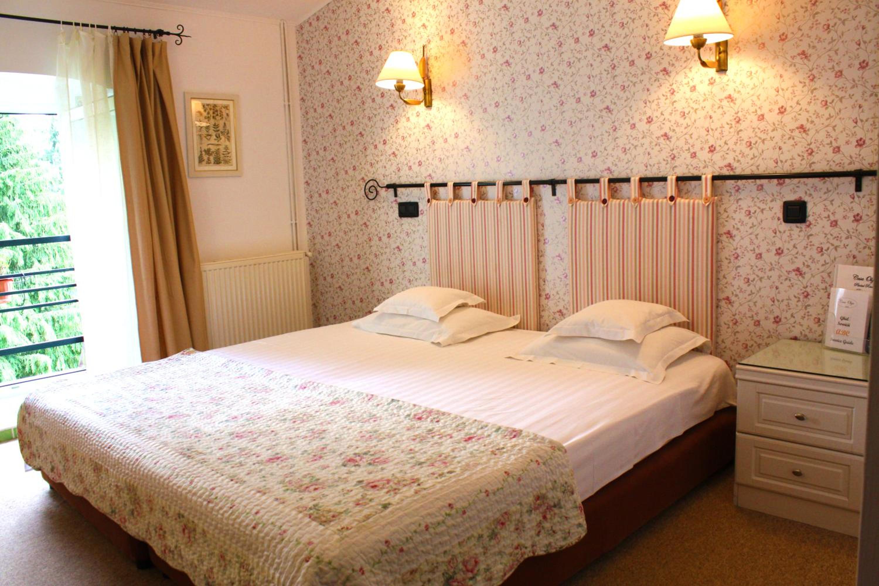 Double Room with Private Bathroom photo 3