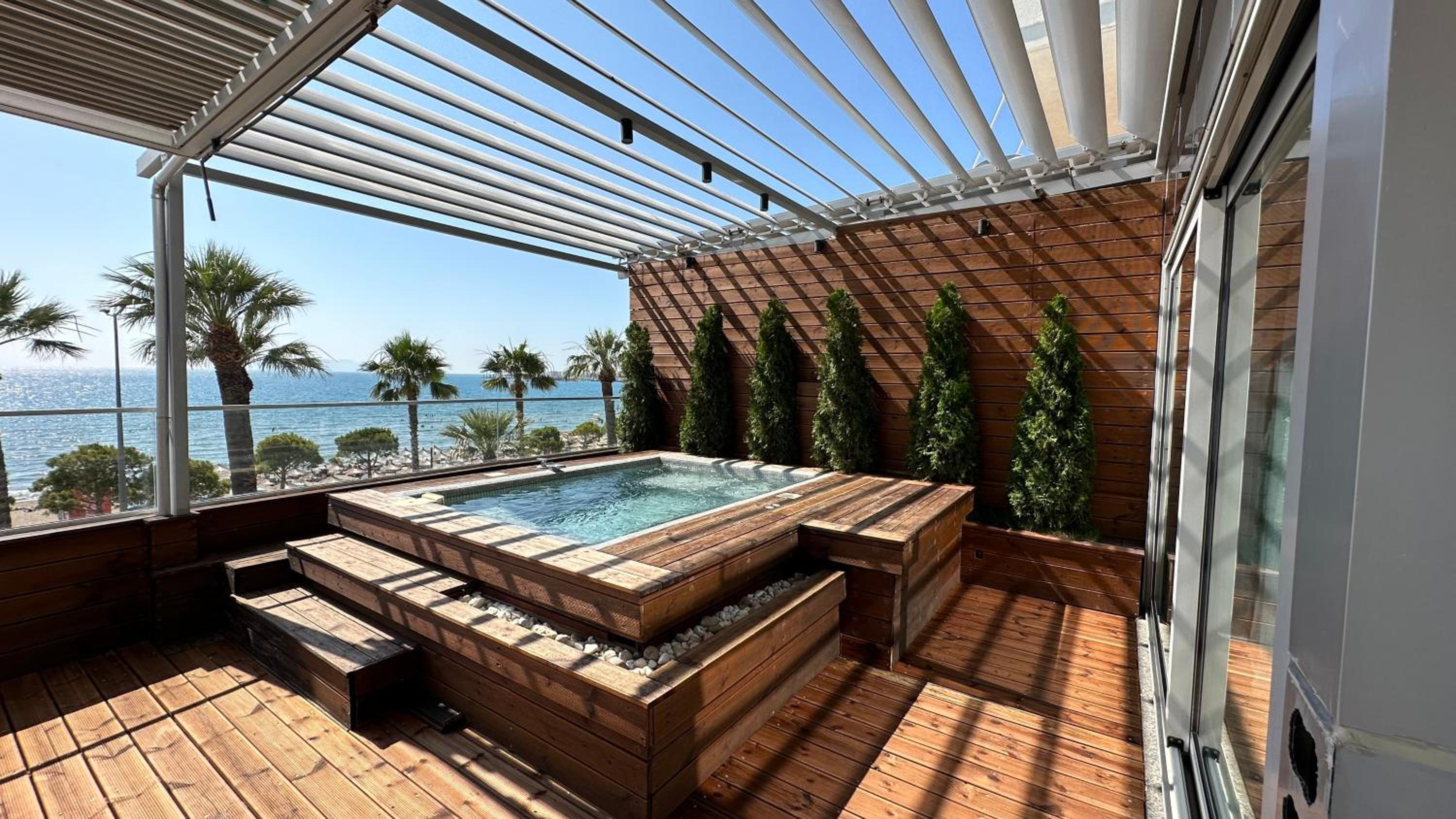 Apartment with Sea View