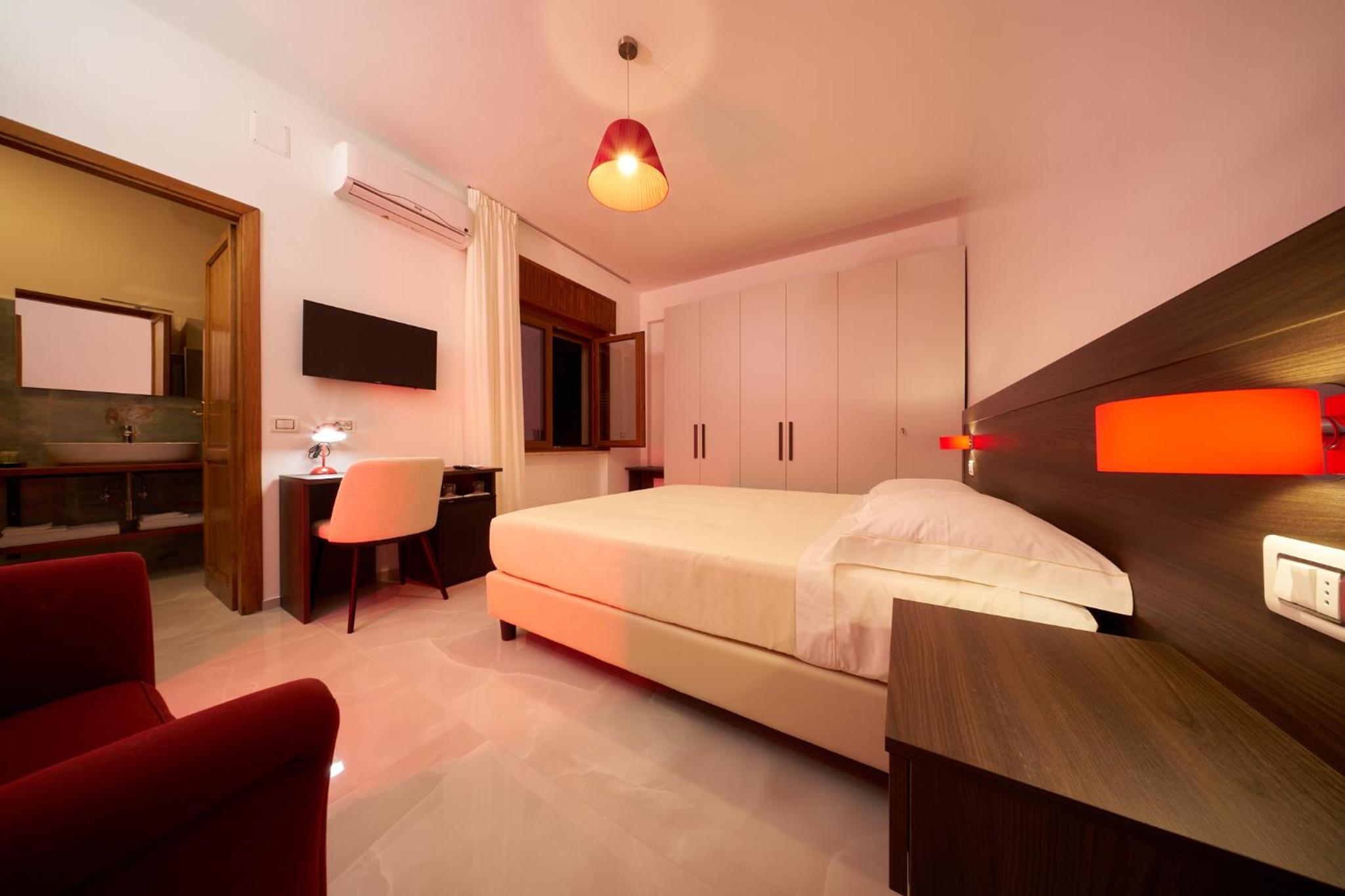 Superior Triple Room - Photo 10